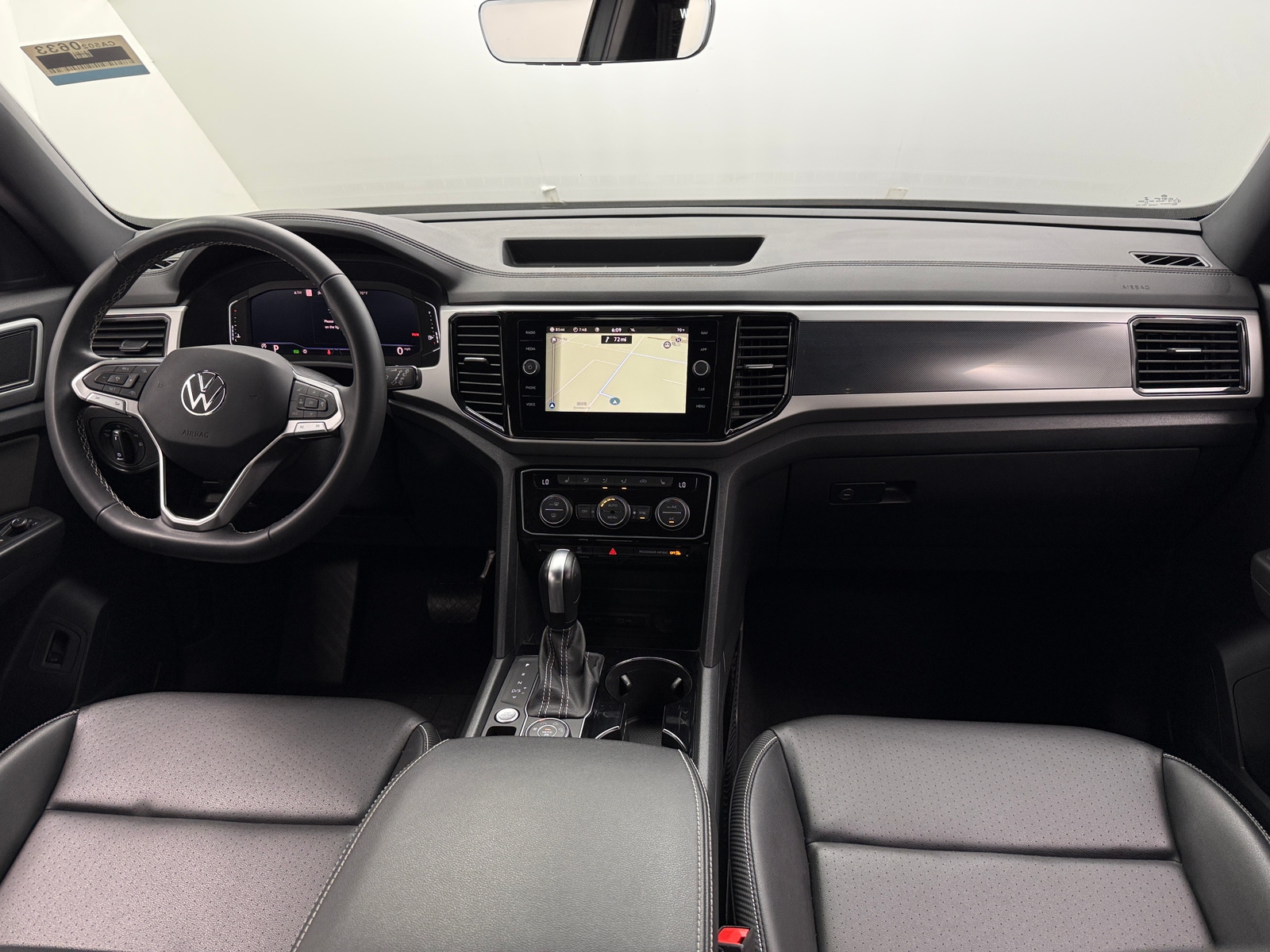 Thumbnail: 2023 Volkswagen Atlas - 2