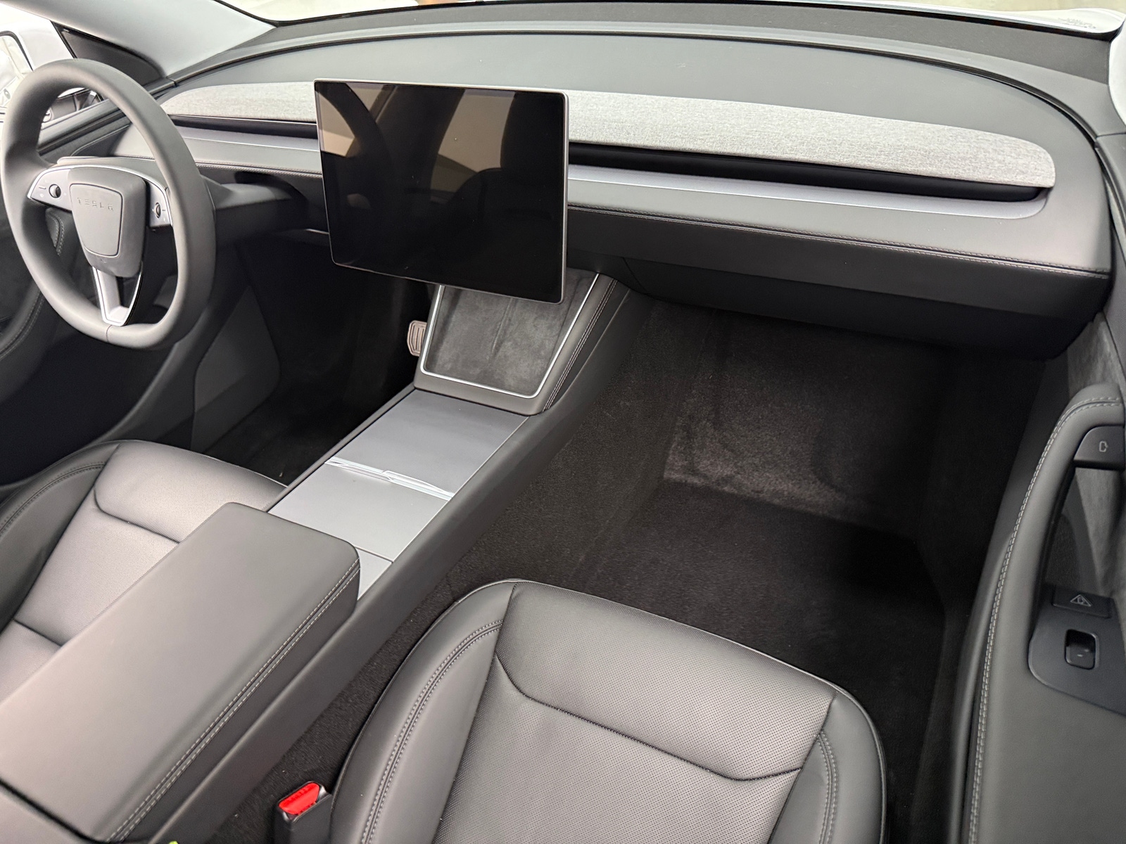 Thumbnail: 2026 Tesla Model Y - 2