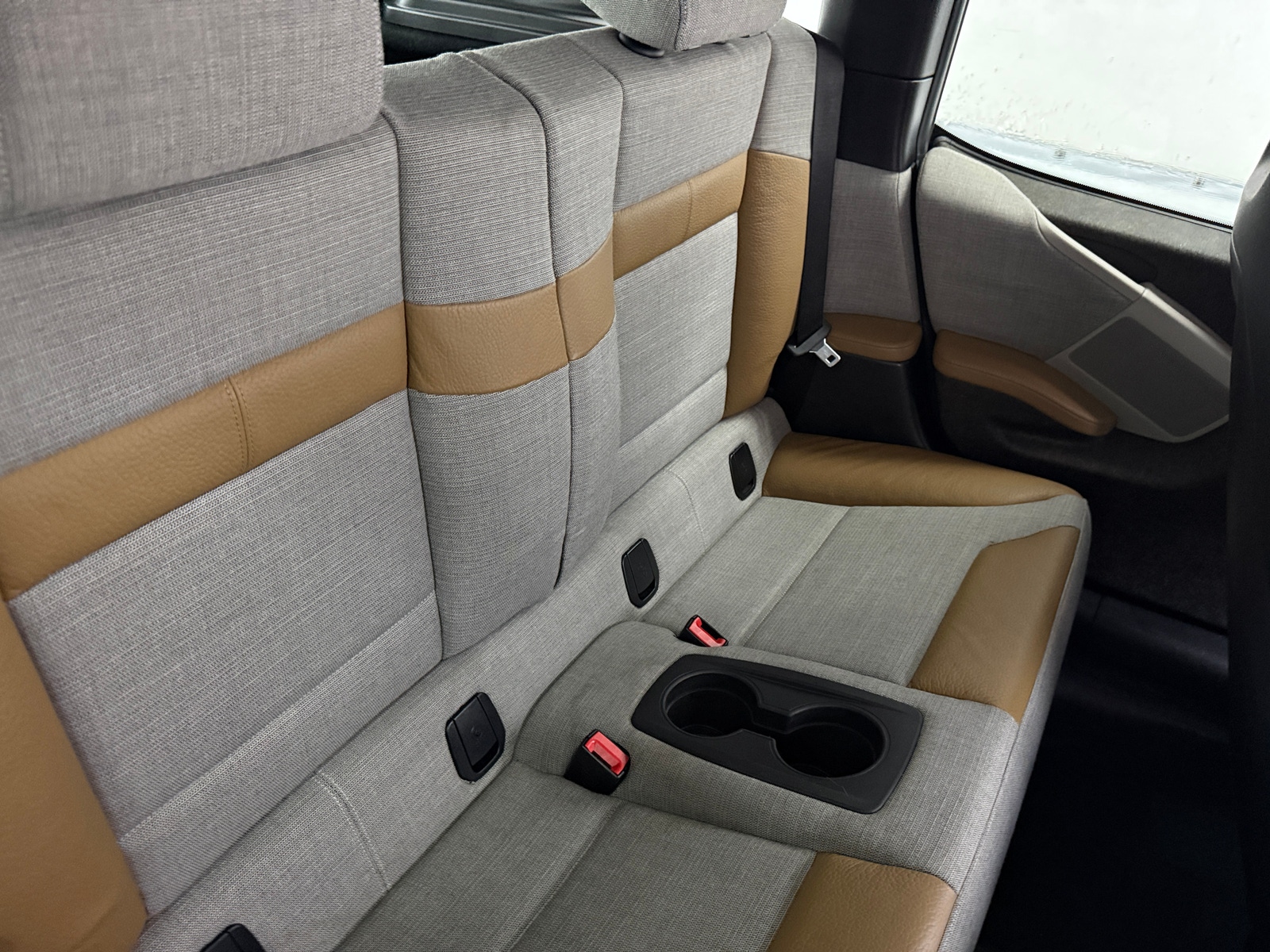 Thumbnail: 2016 BMW i3 - 6