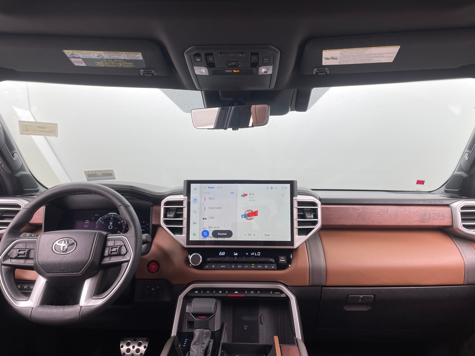 Thumbnail: 2025 Toyota Tundra - 2