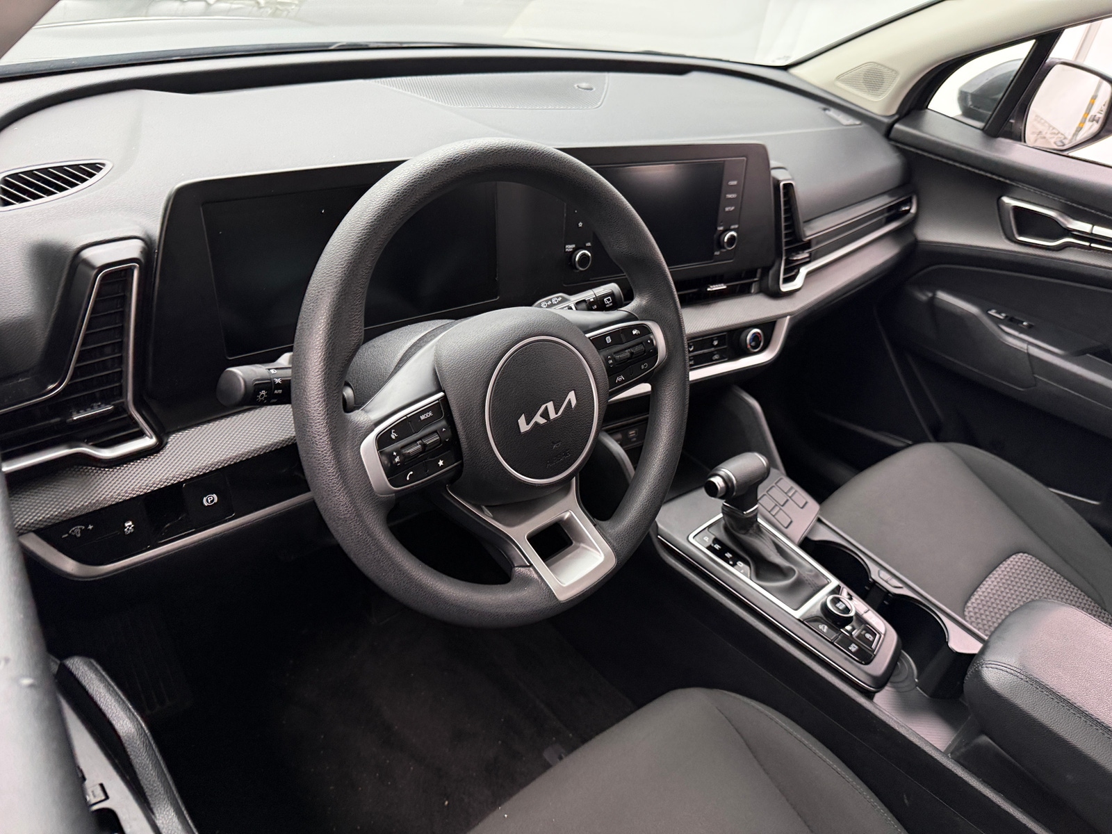 Thumbnail: 2025 Kia Sportage - 5