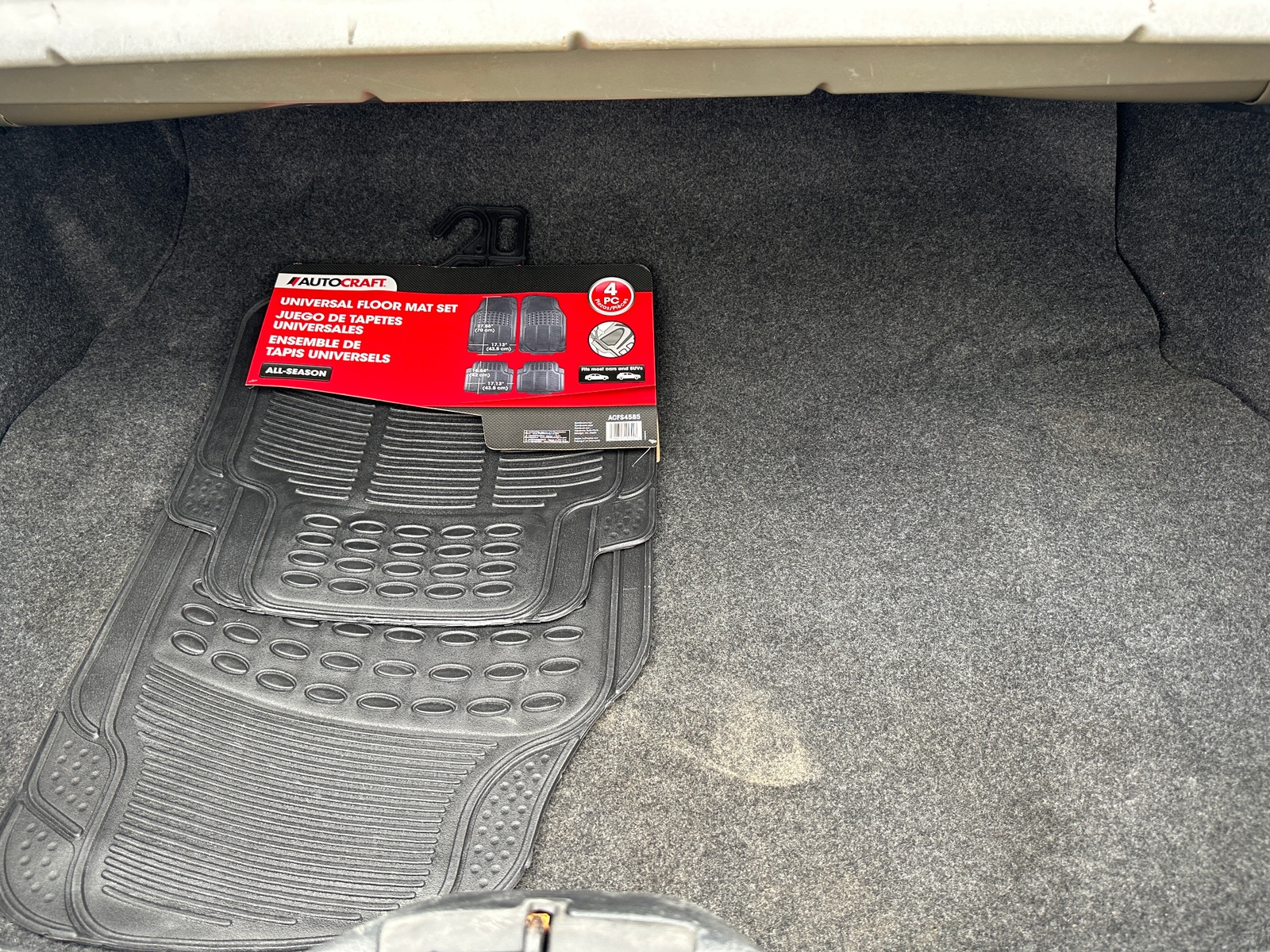 Thumbnail: 2013 Ford Mustang - 6