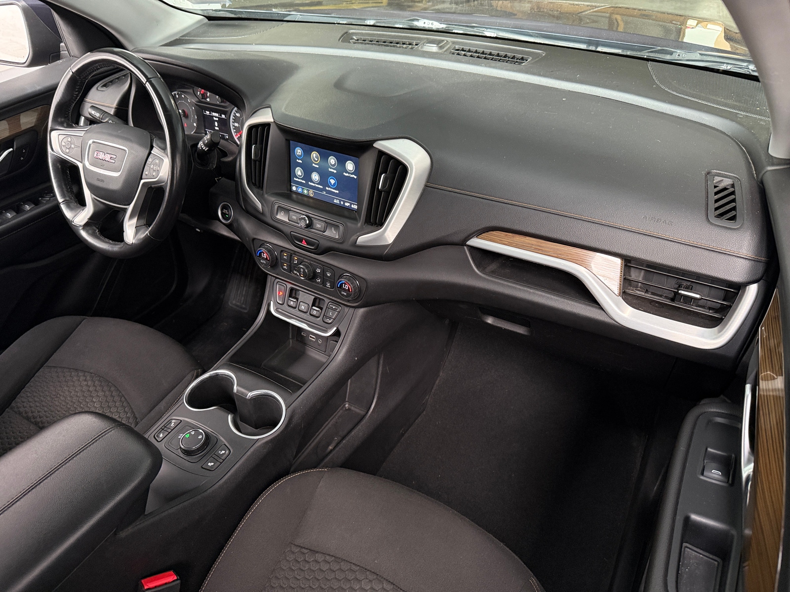 Thumbnail: 2018 GMC Terrain - 3