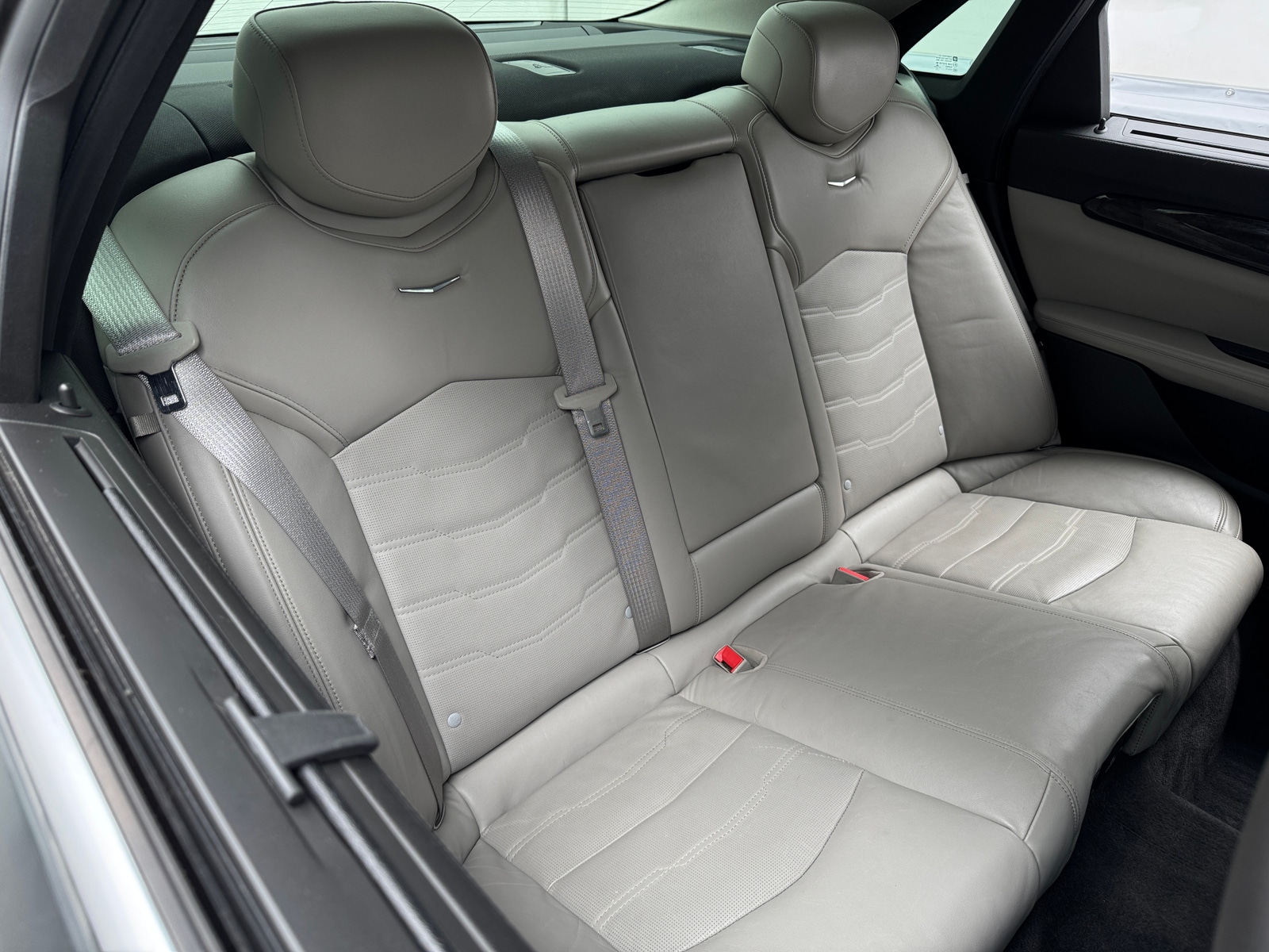 Thumbnail: 2016 Cadillac CT6 - 5