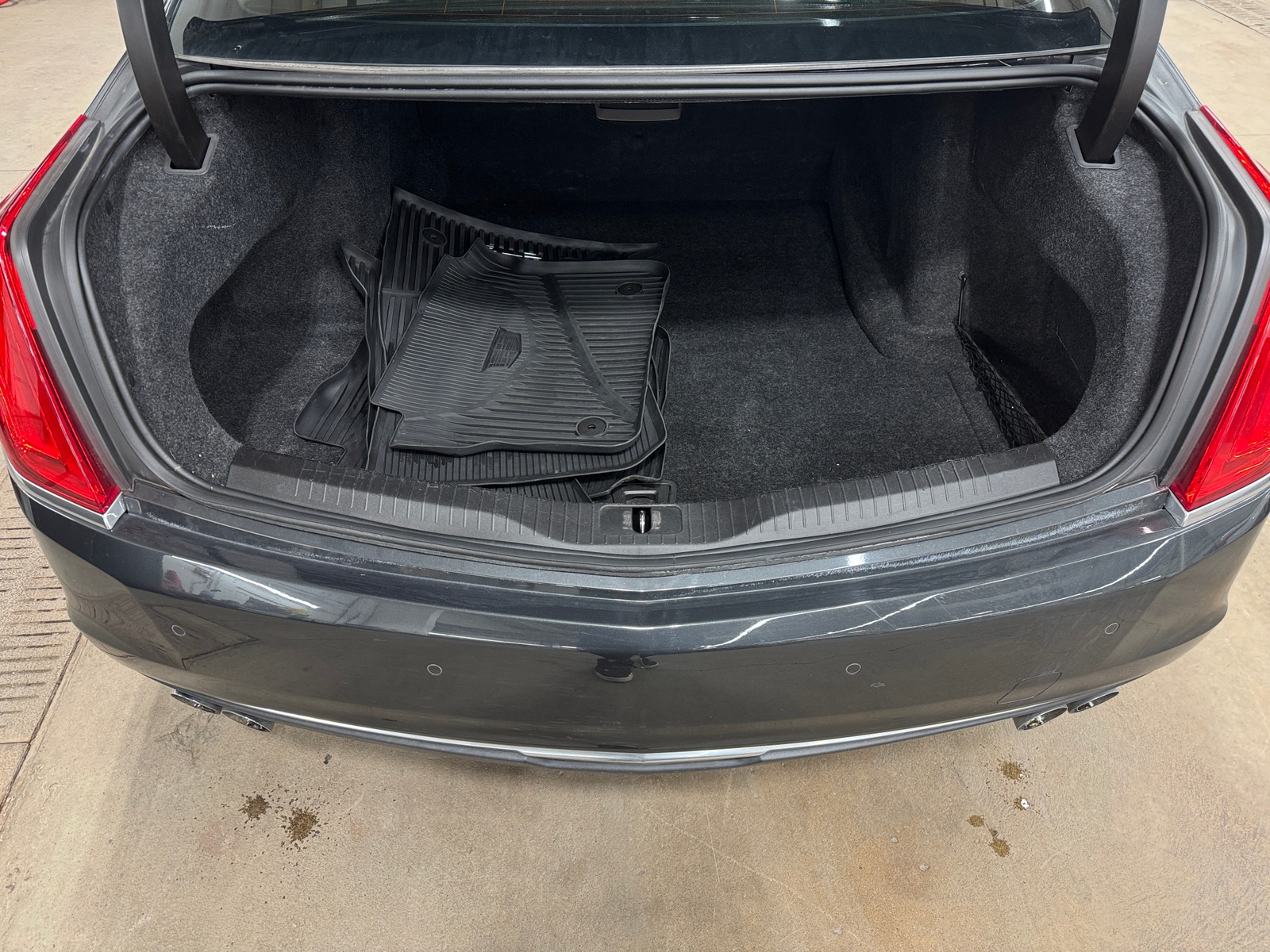 Thumbnail: 2016 Cadillac CT6 - 6