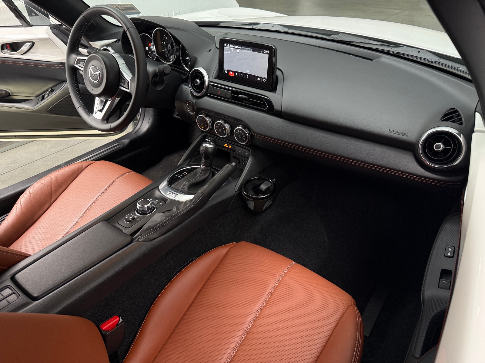 Thumbnail: 2023 Mazda MX-5 Miata - 2