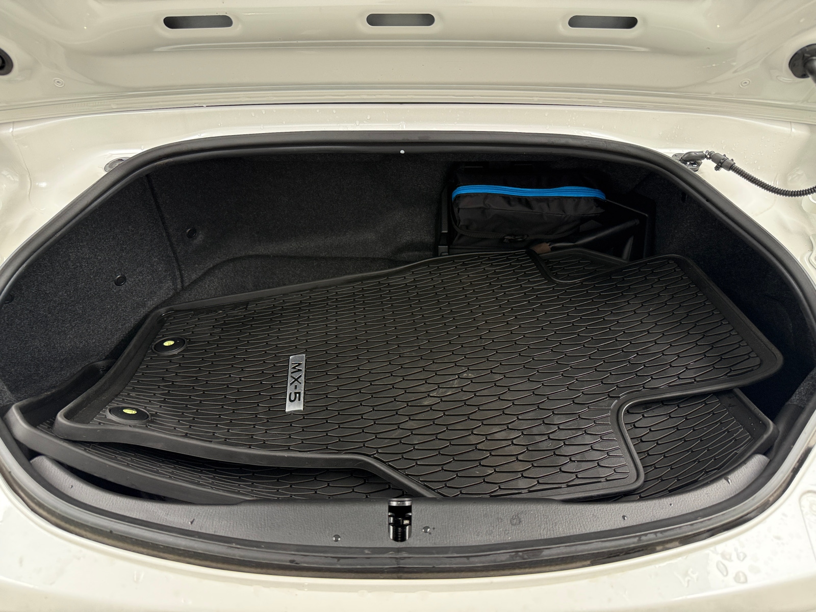 Thumbnail: 2023 Mazda MX-5 Miata - 5