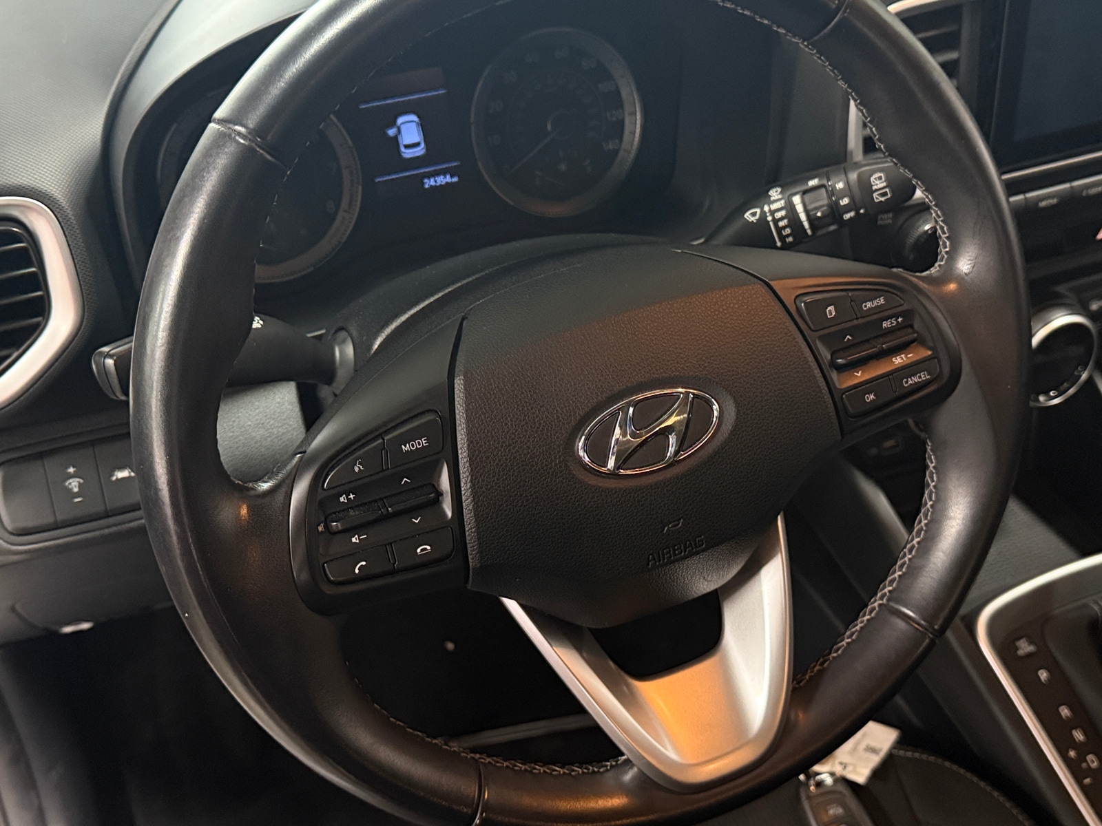 Thumbnail: 2022 Hyundai Venue - 5