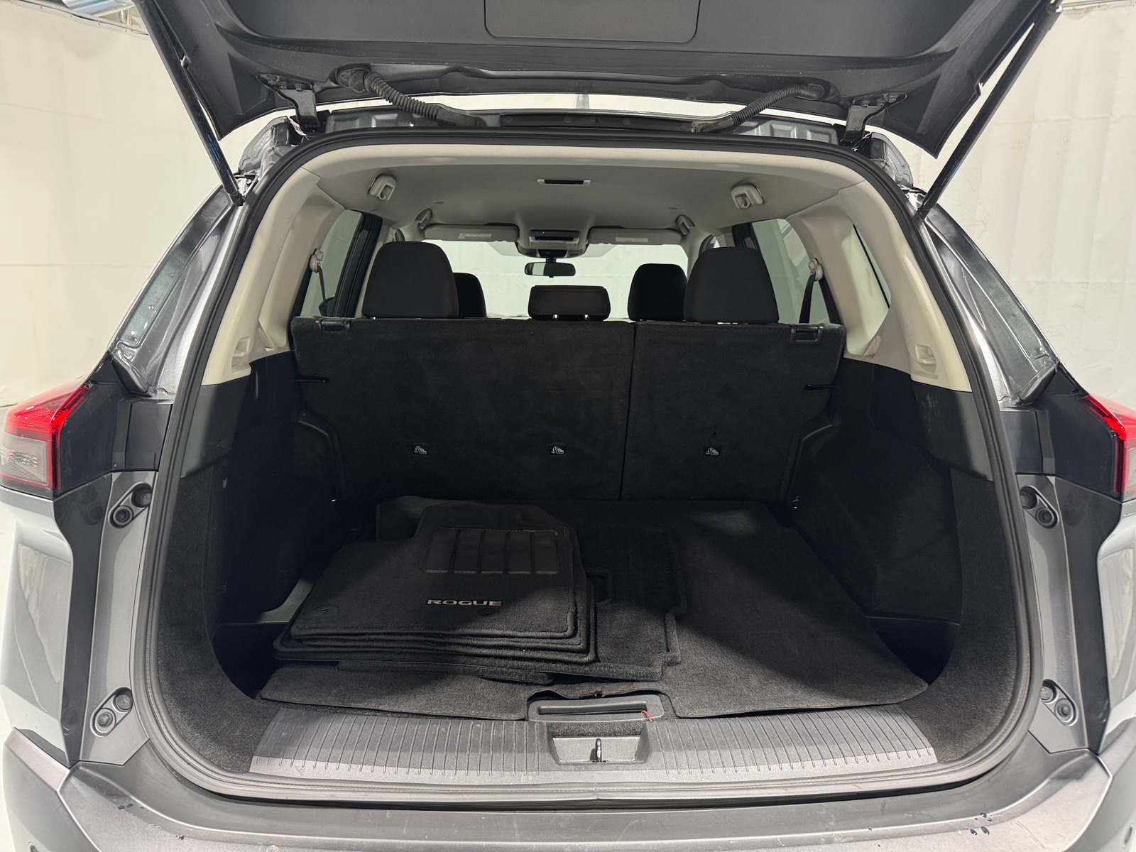 Thumbnail: 2023 Nissan Rogue - 7