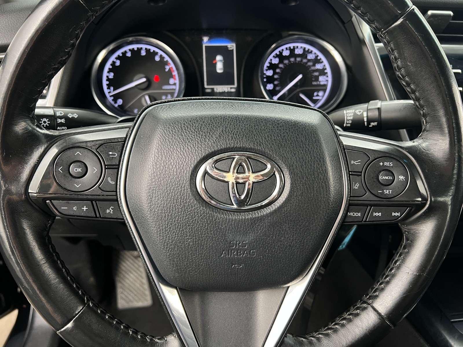 Thumbnail: 2020 Toyota Camry - 4