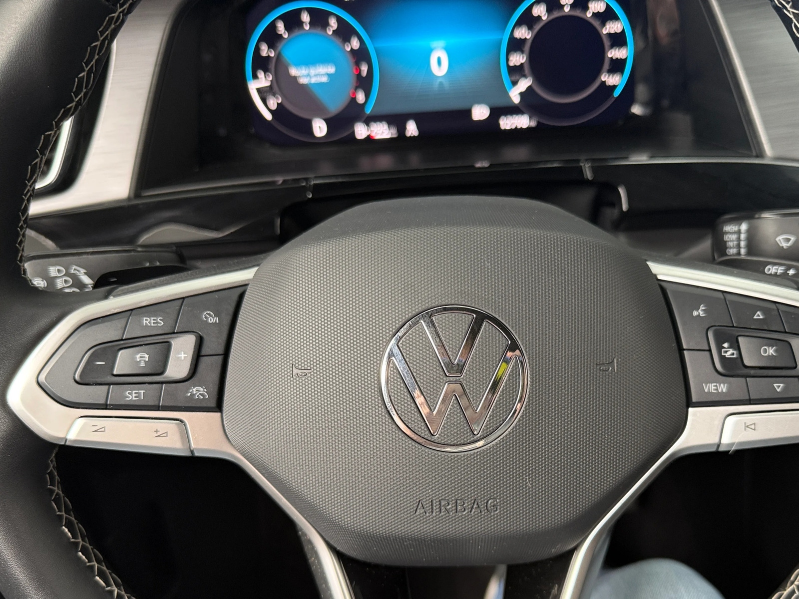 Thumbnail: 2025 Volkswagen Atlas - 4