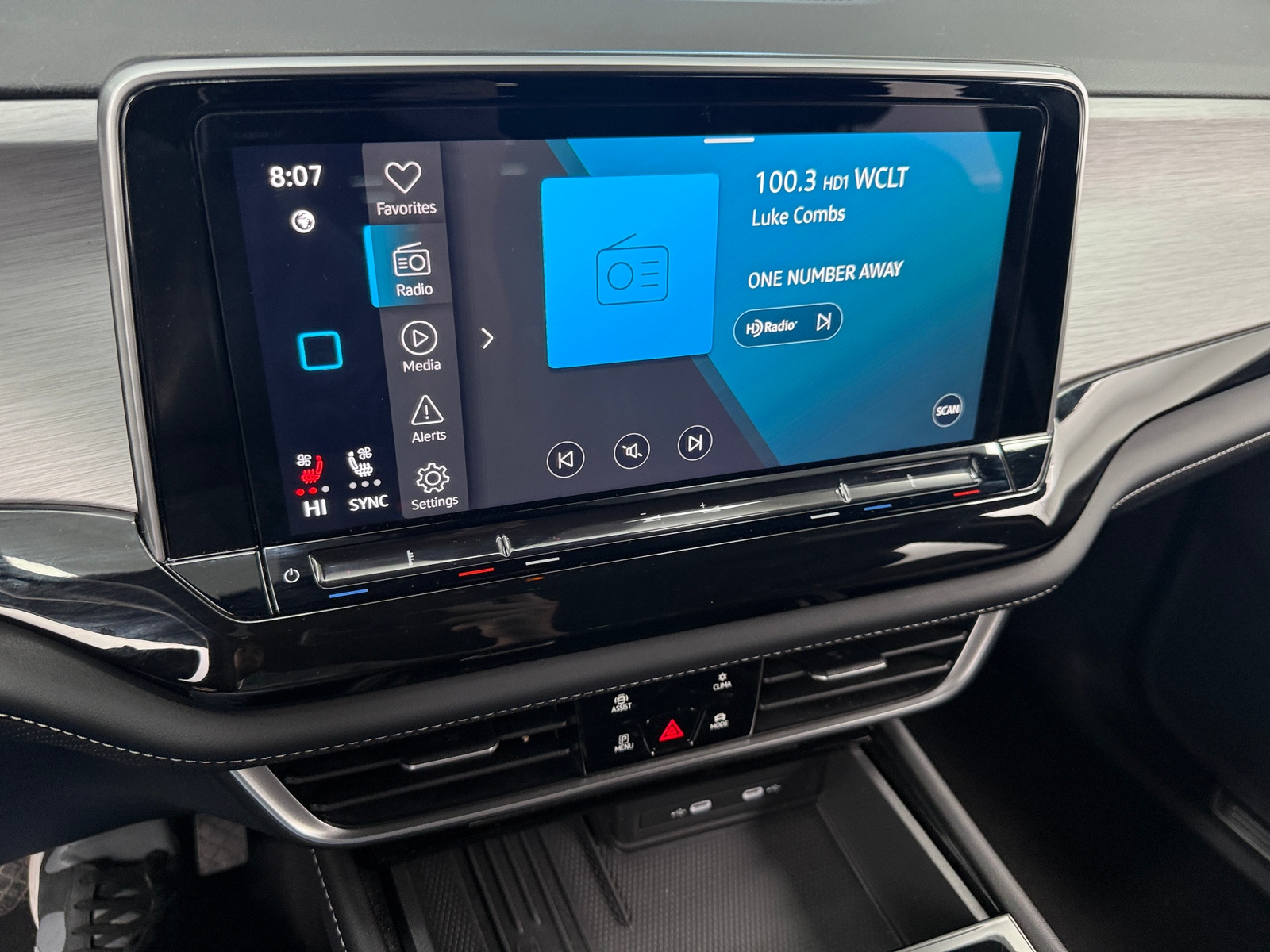 Thumbnail: 2025 Volkswagen Atlas - 3