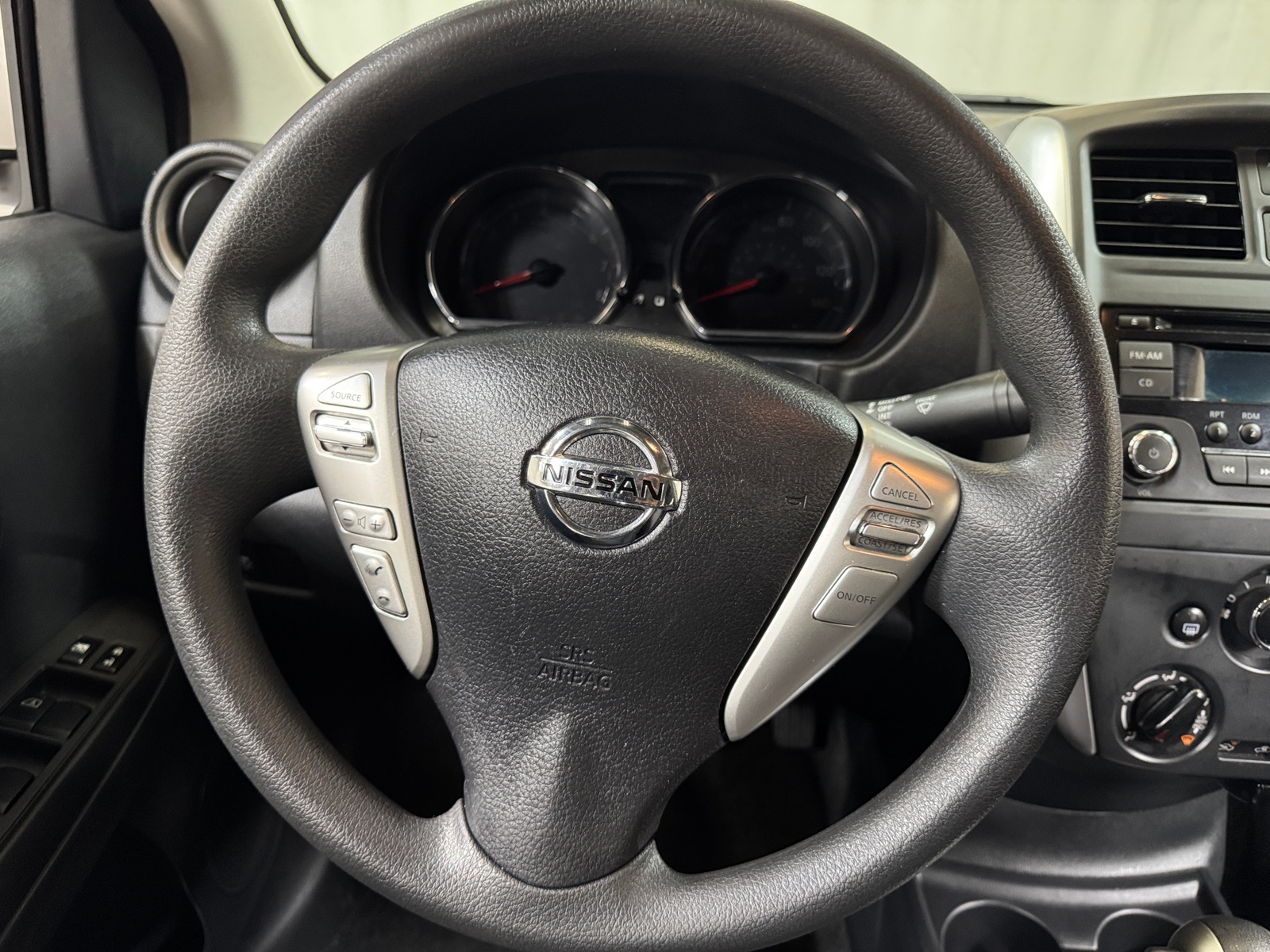 Thumbnail: 2015 Nissan Versa - 5