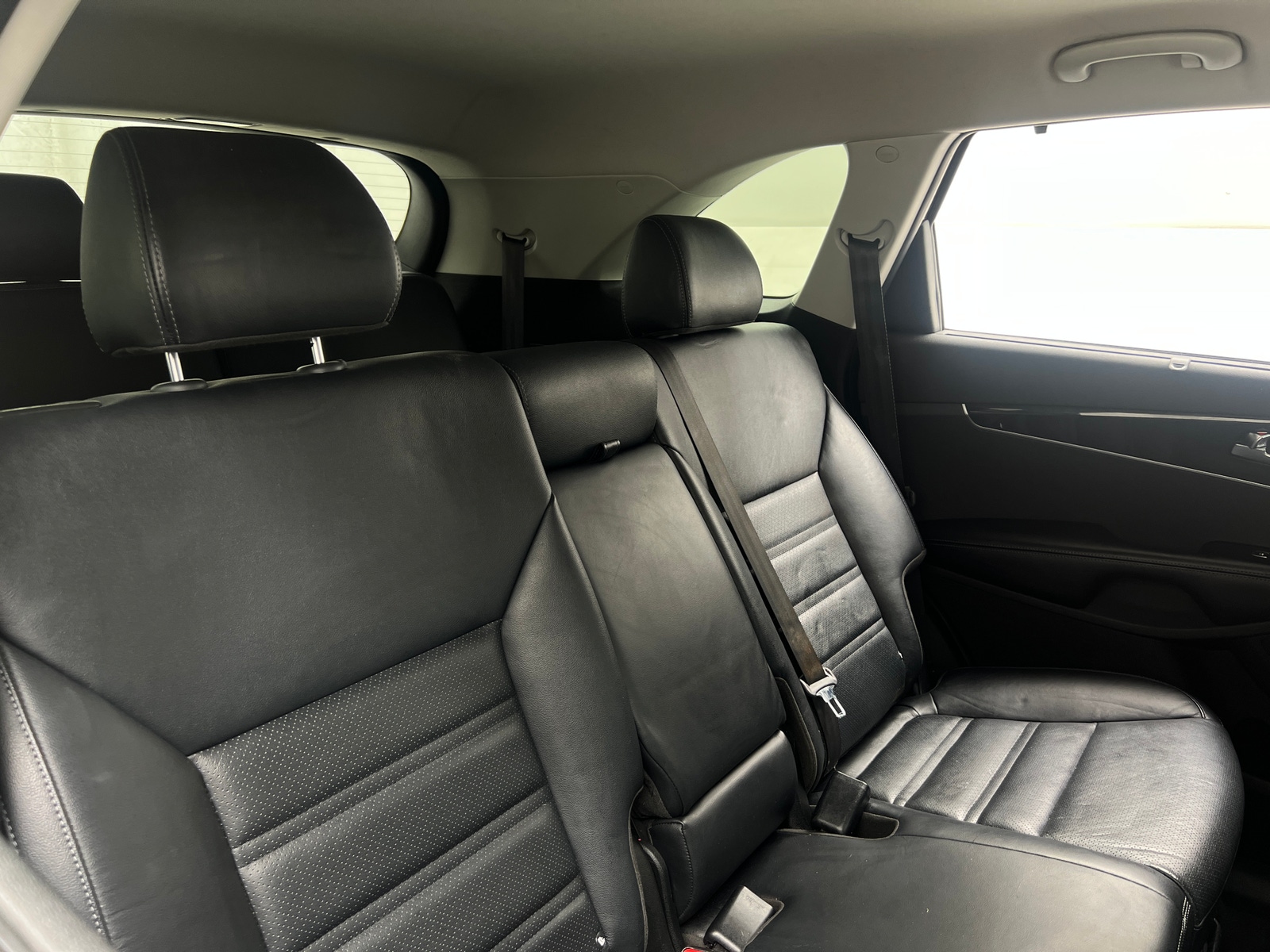 Thumbnail: 2018 Kia Sorento - 5