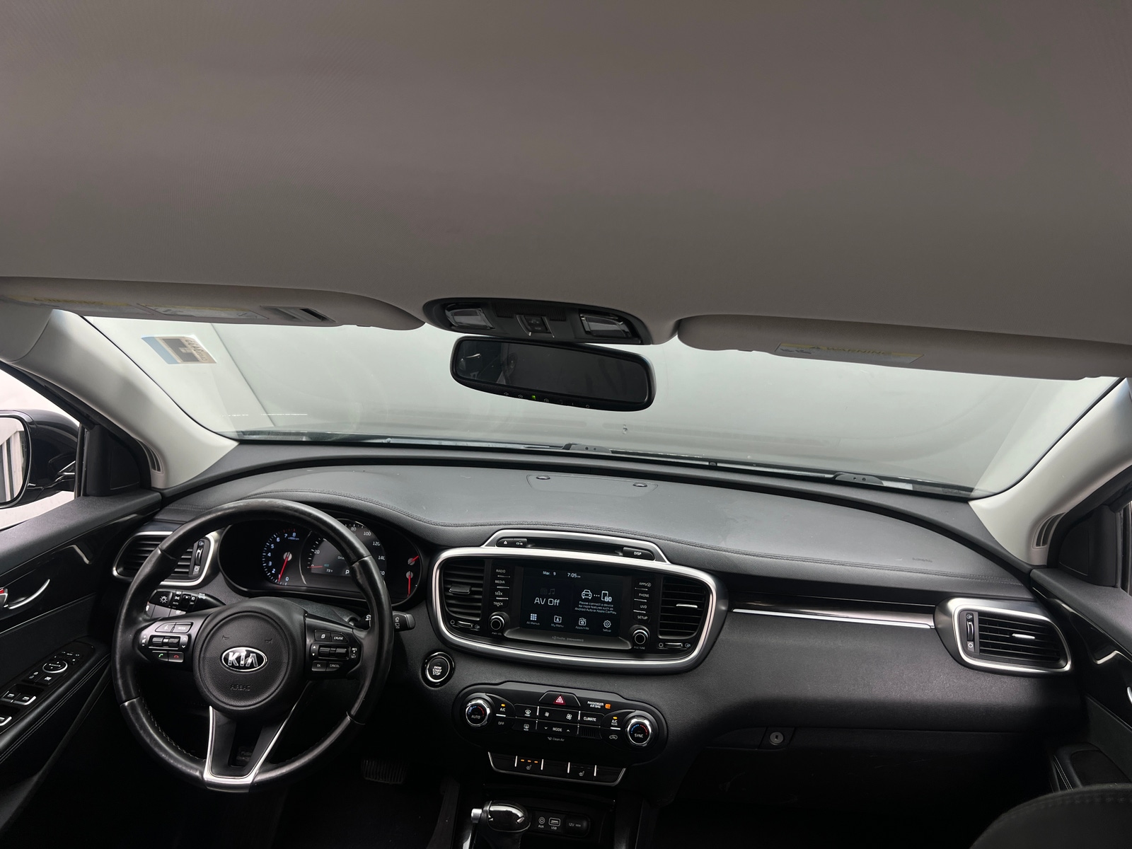 Thumbnail: 2018 Kia Sorento - 2