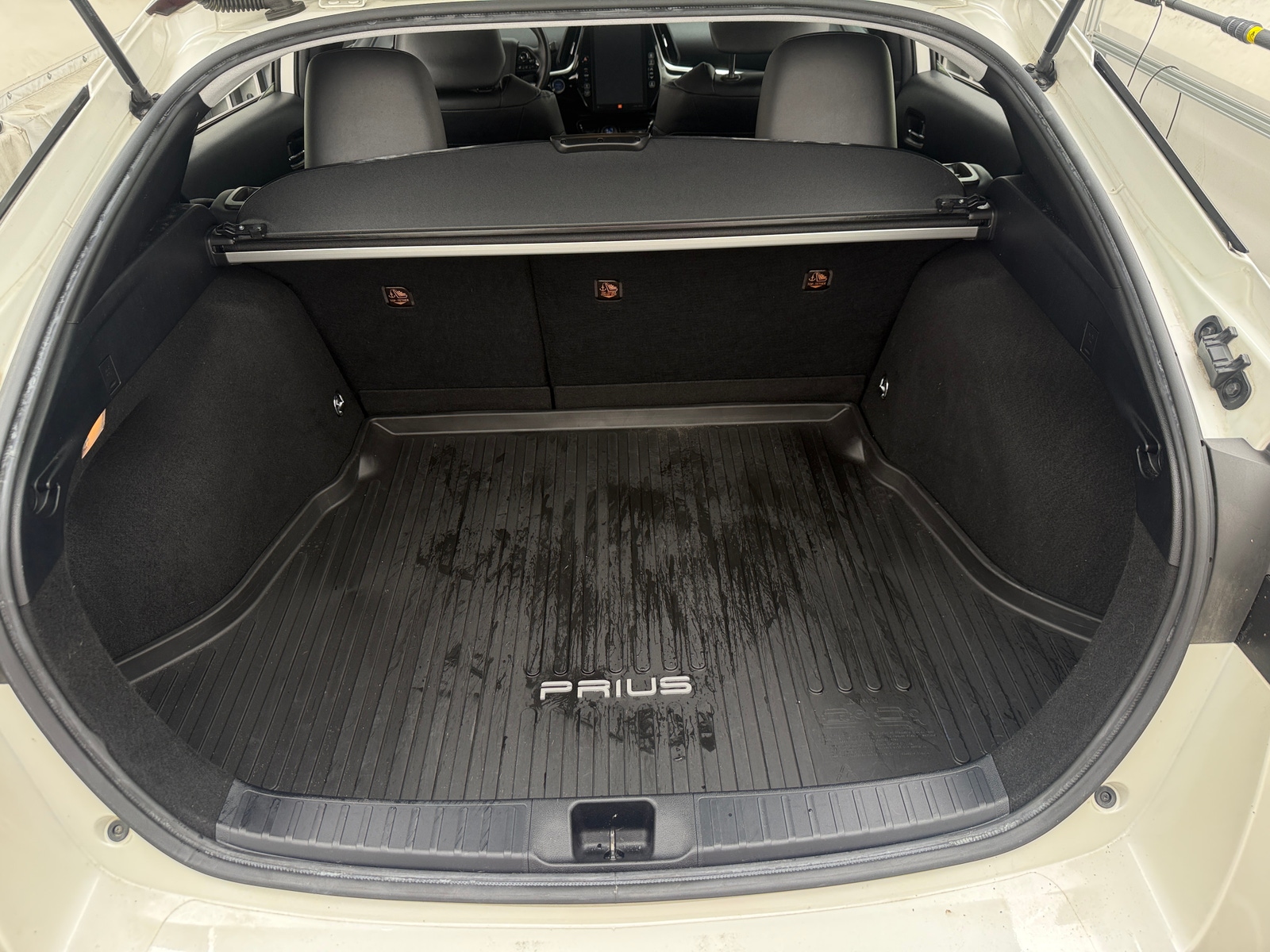 Thumbnail: 2019 Toyota Prius - 7