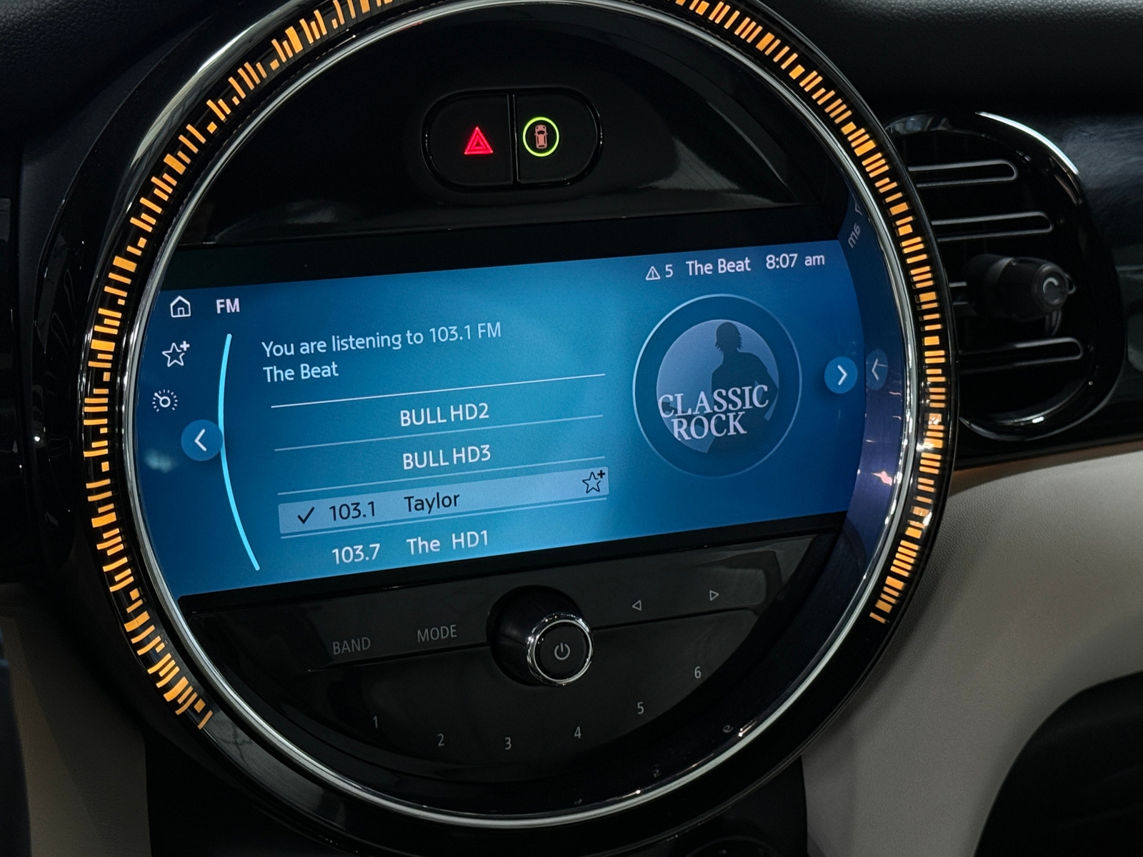 Thumbnail: 2022 MINI Cooper Hardtop - 3