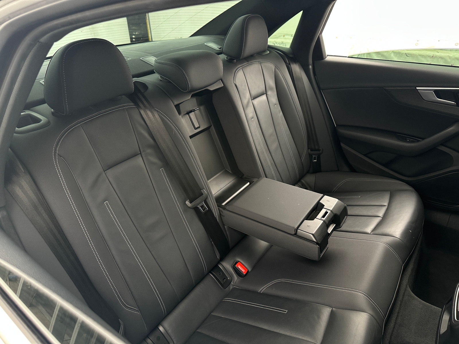 Thumbnail: 2020 Audi A4 - 5