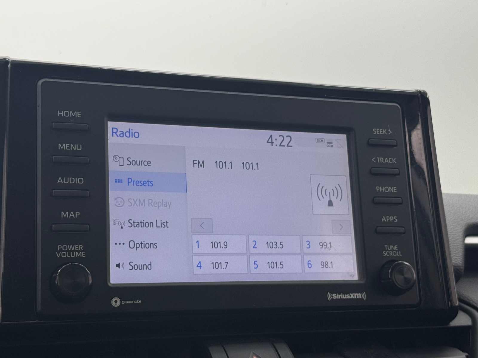 Thumbnail: 2020 Toyota RAV4 - 4