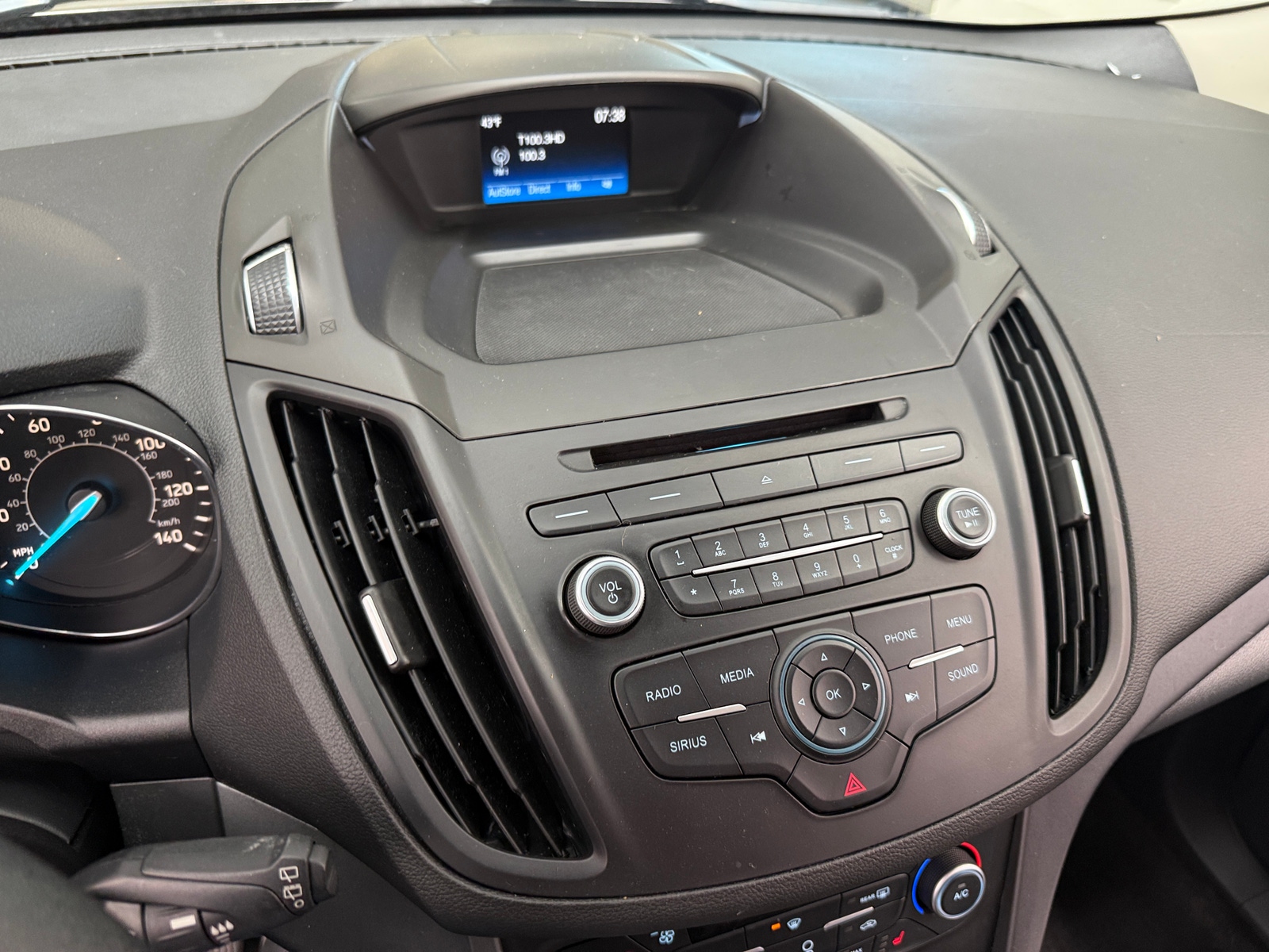 Thumbnail: 2018 Ford Escape - 4