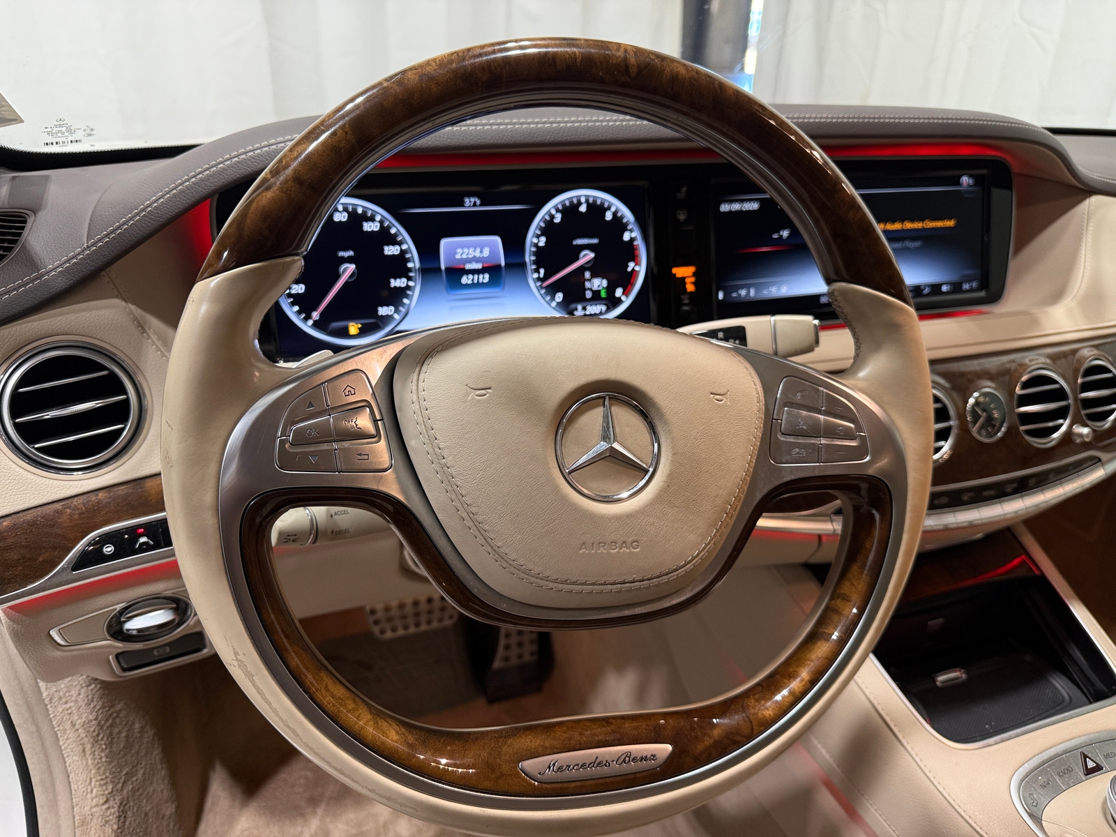 Thumbnail: 2015 Mercedes-Benz S-Class - 4