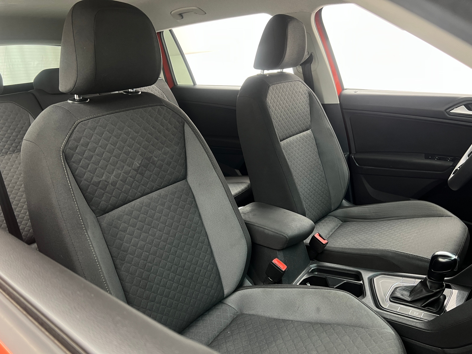 Thumbnail: 2019 Volkswagen Tiguan - 2