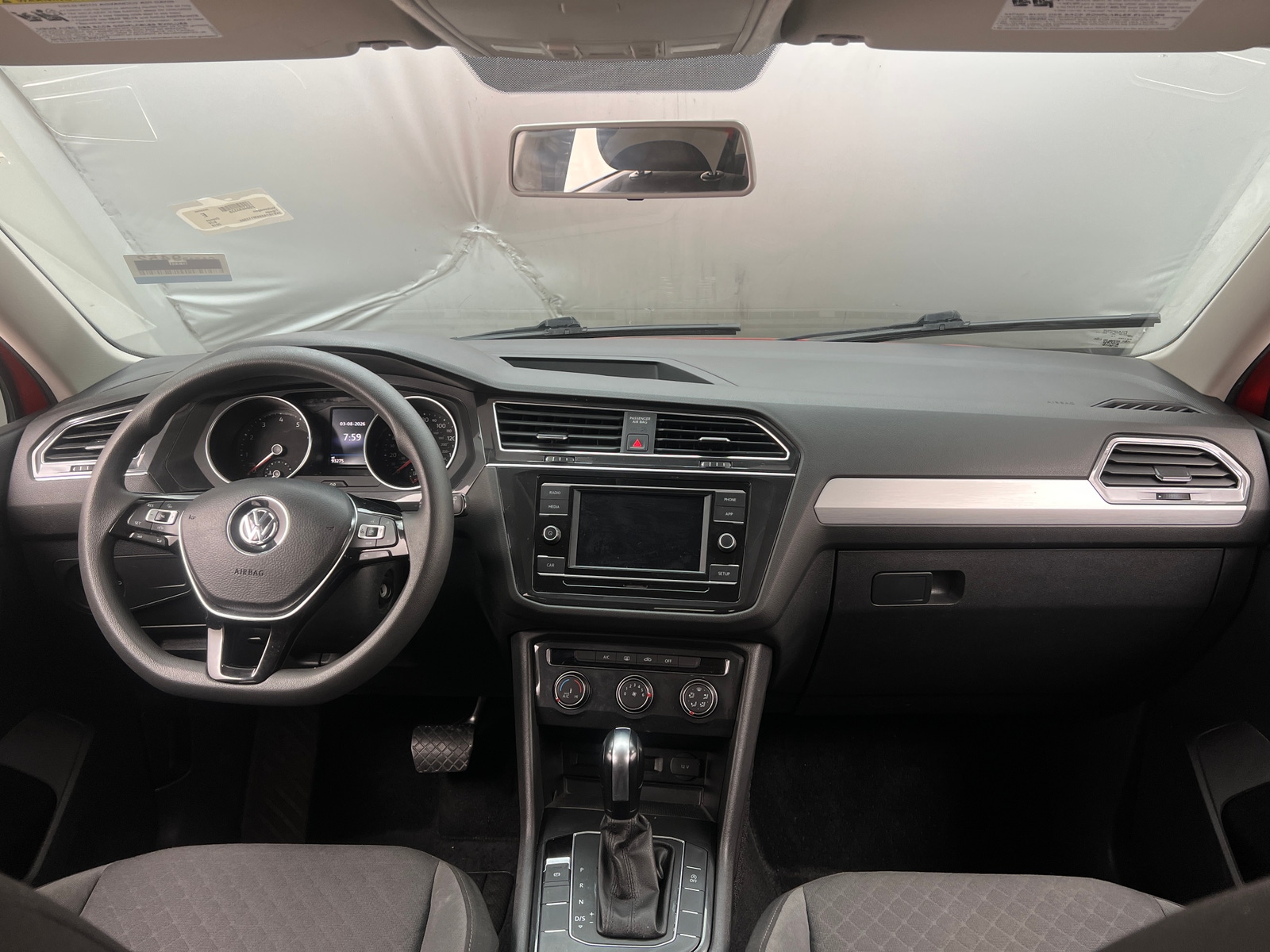 Thumbnail: 2019 Volkswagen Tiguan - 3