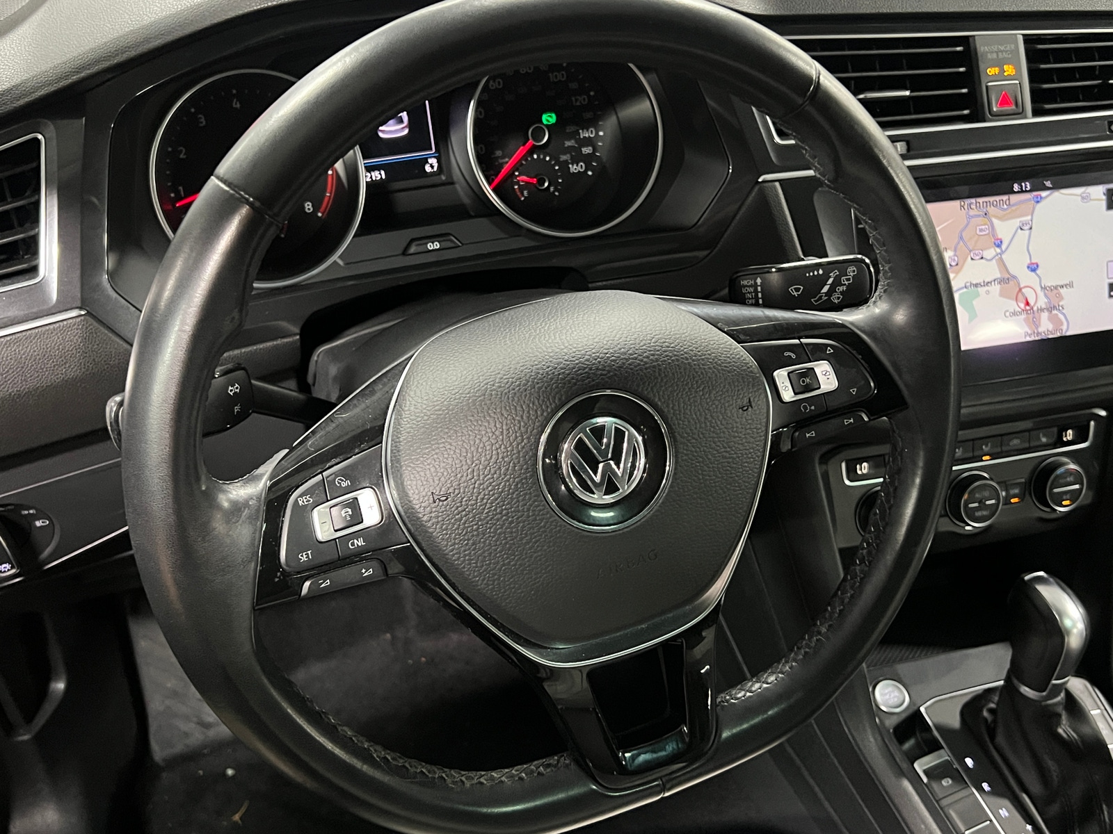 Thumbnail: 2018 Volkswagen Tiguan - 4