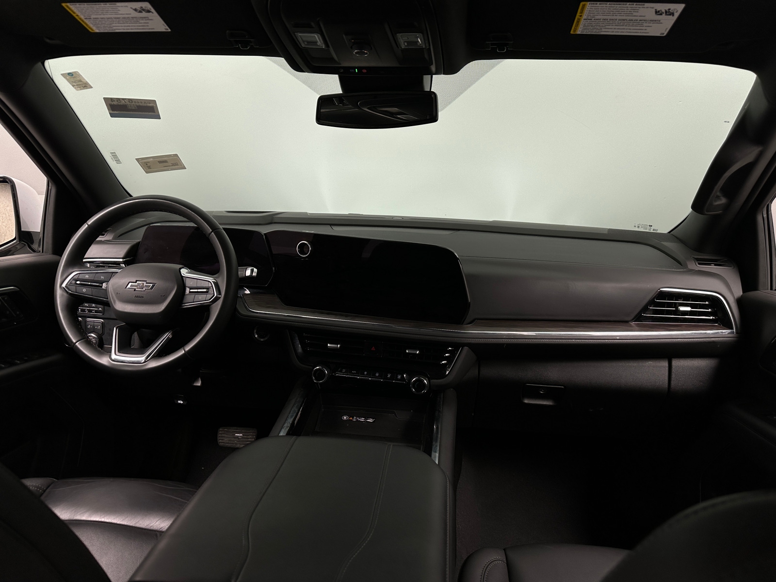 Thumbnail: 2025 Chevrolet Suburban - 2