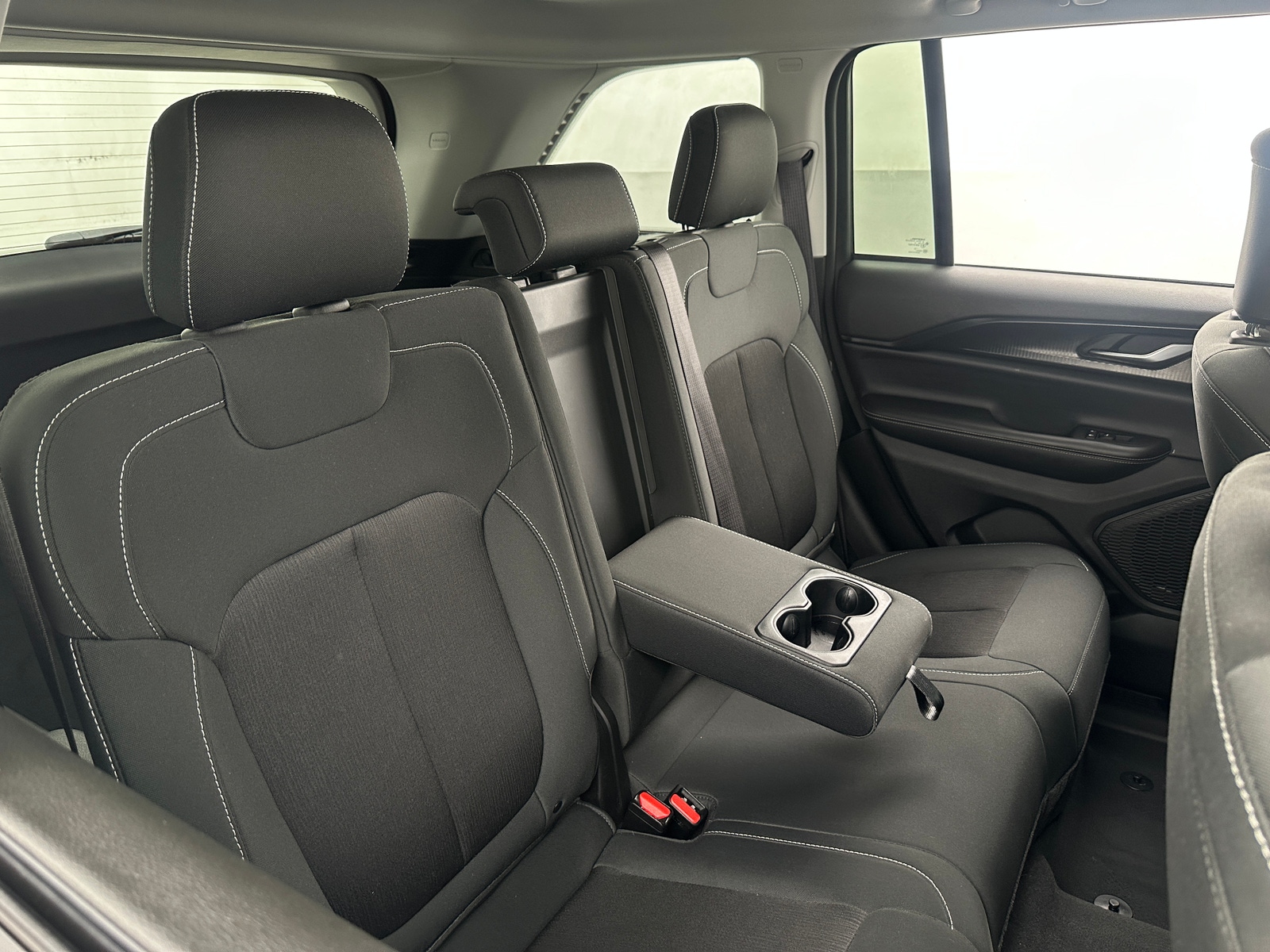 Thumbnail: 2024 Jeep Grand Cherokee - 6