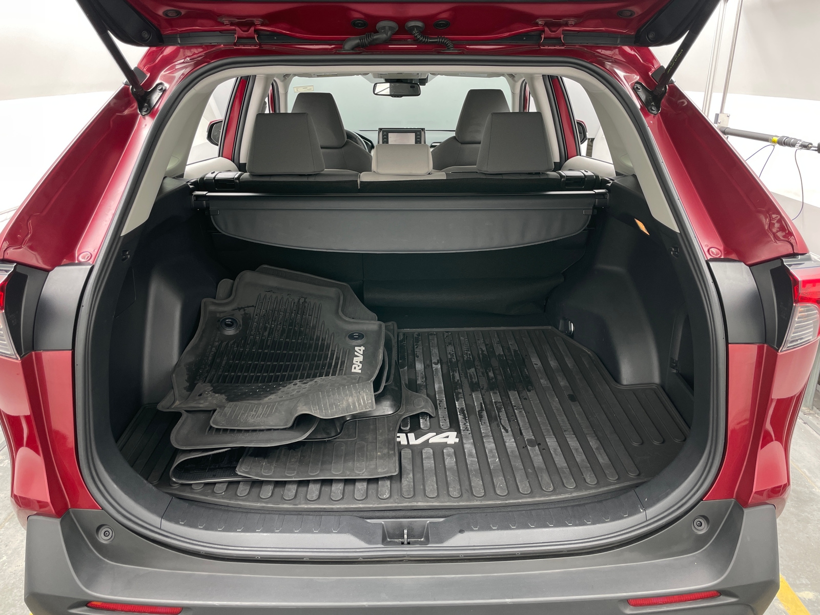 Thumbnail: 2021 Toyota RAV4 - 7