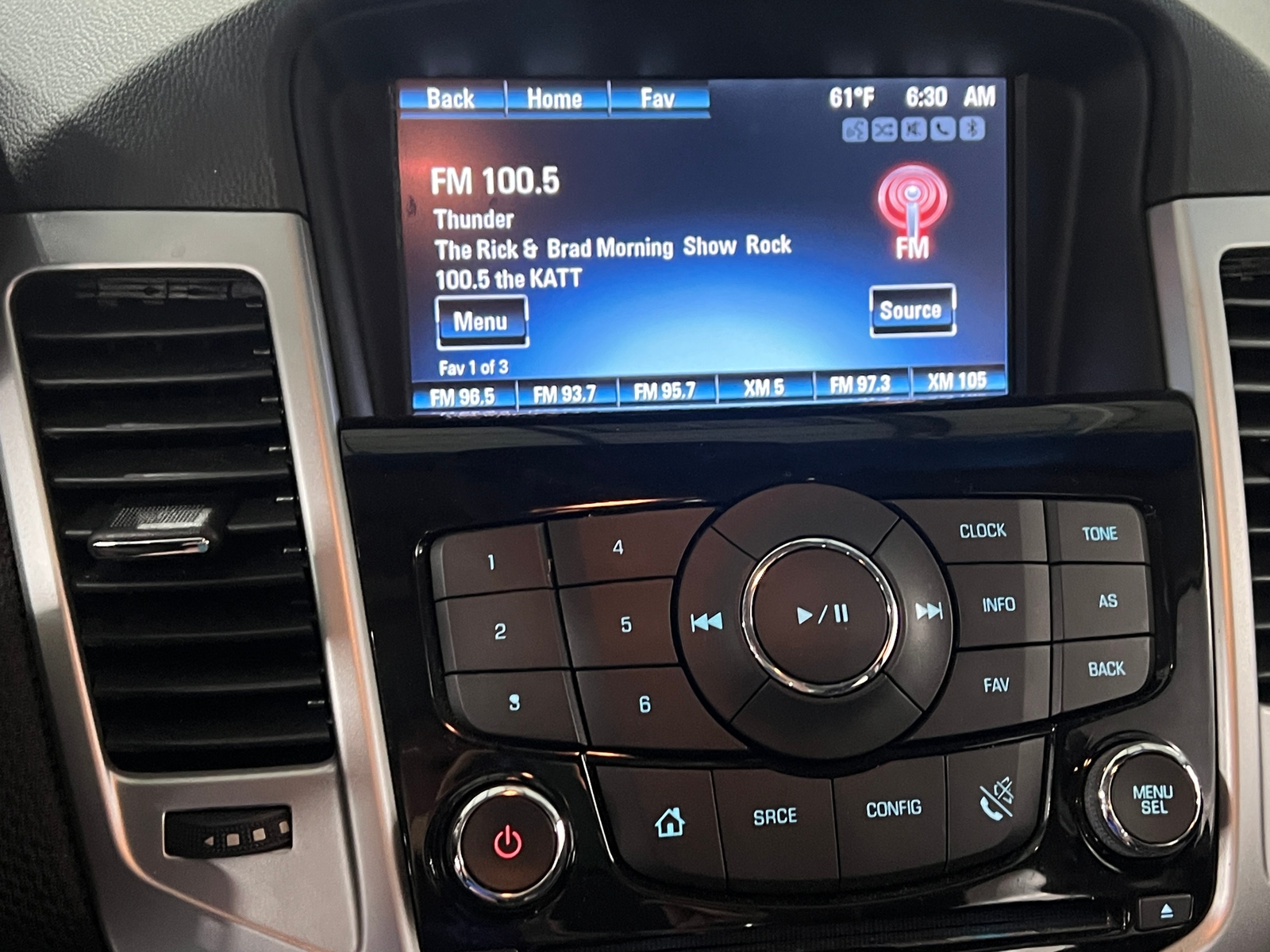 Thumbnail: 2016 Chevrolet Cruze - 4