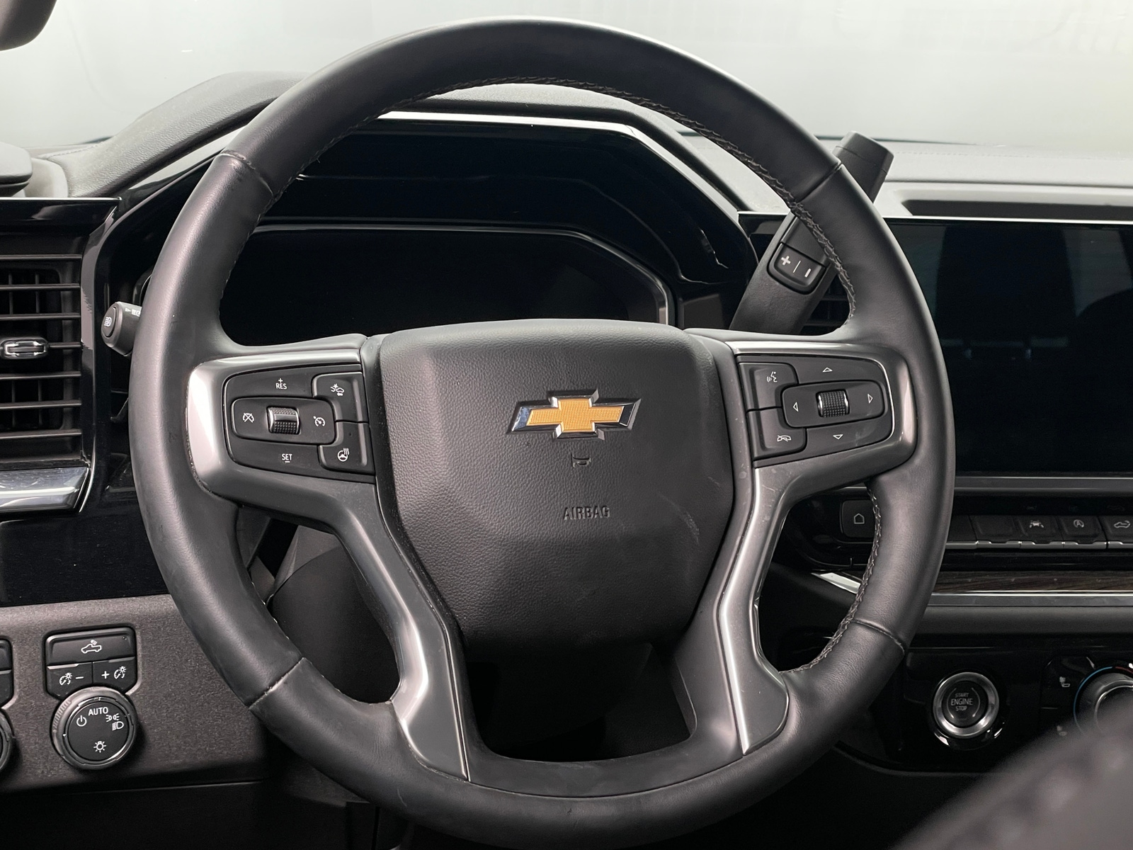 Thumbnail: 2024 Chevrolet Silverado 1500 - 5