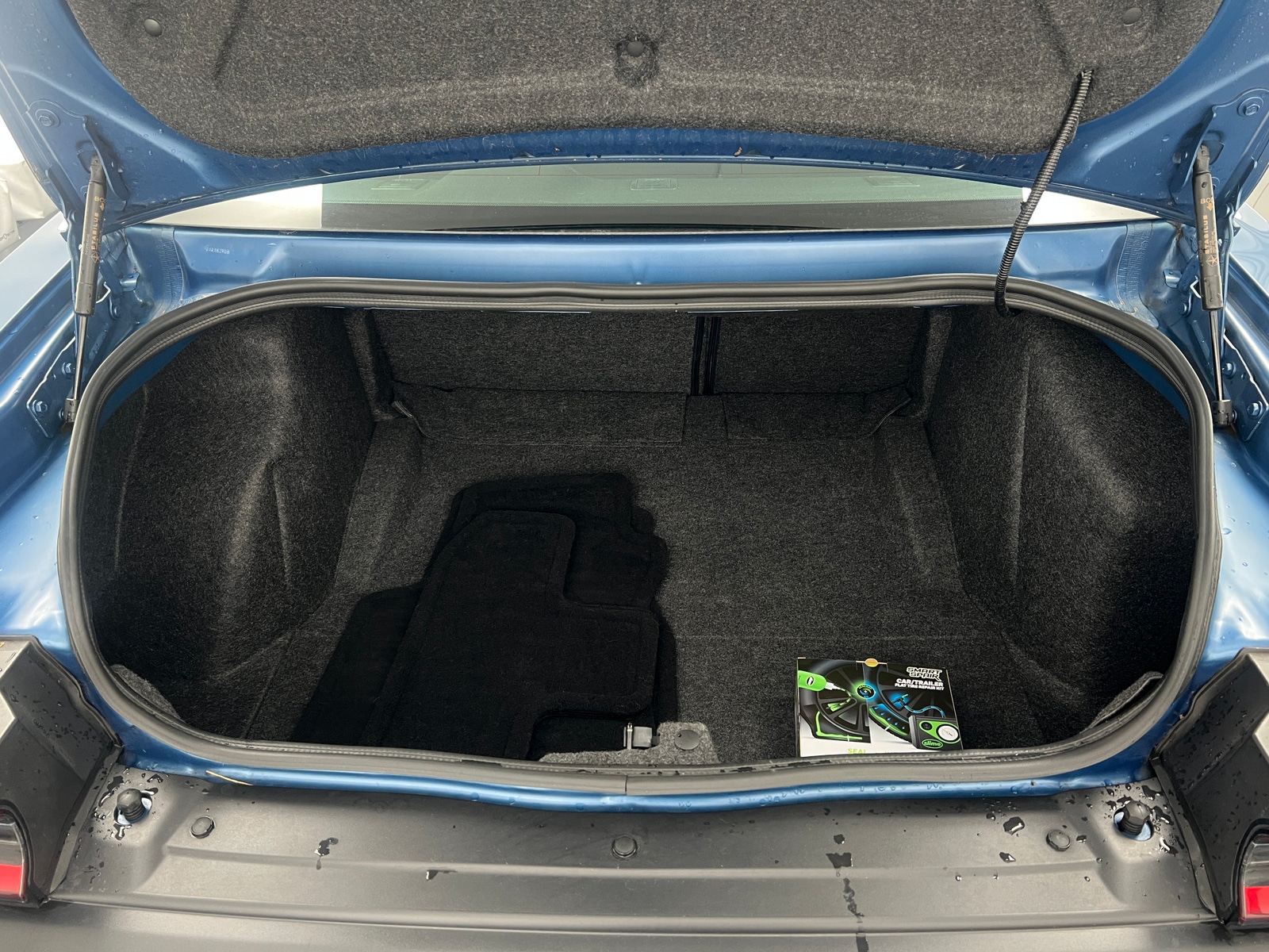 Thumbnail: 2022 Dodge Challenger - 5