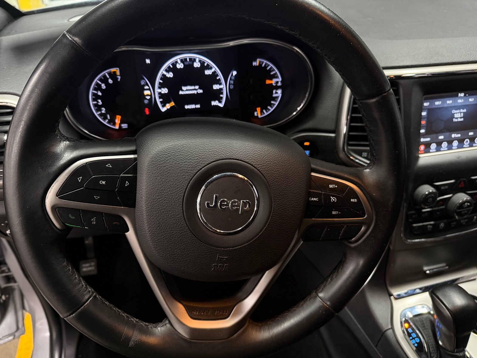 Thumbnail: 2019 Jeep Grand Cherokee - 5