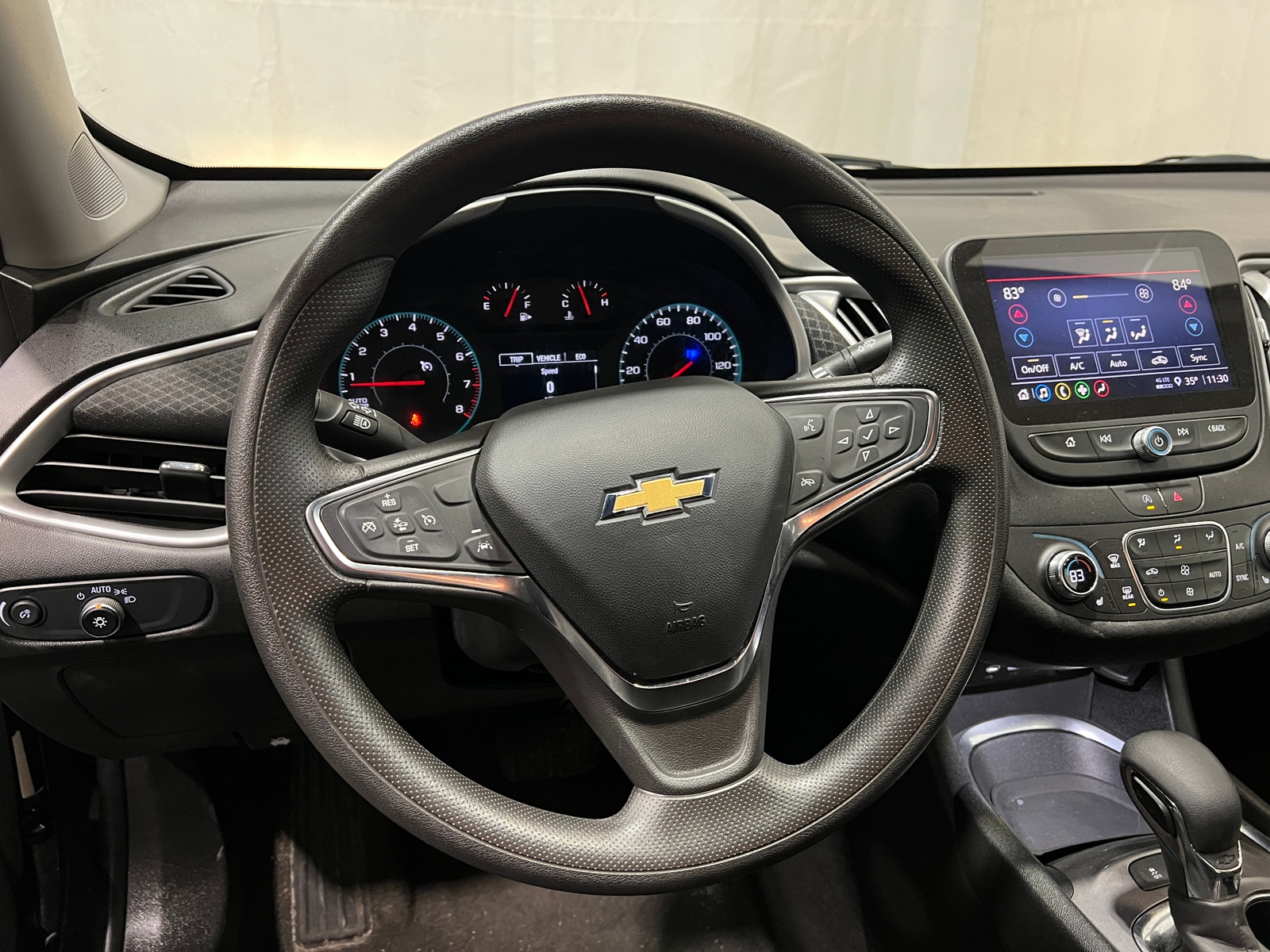 Thumbnail: 2024 Chevrolet Malibu - 5