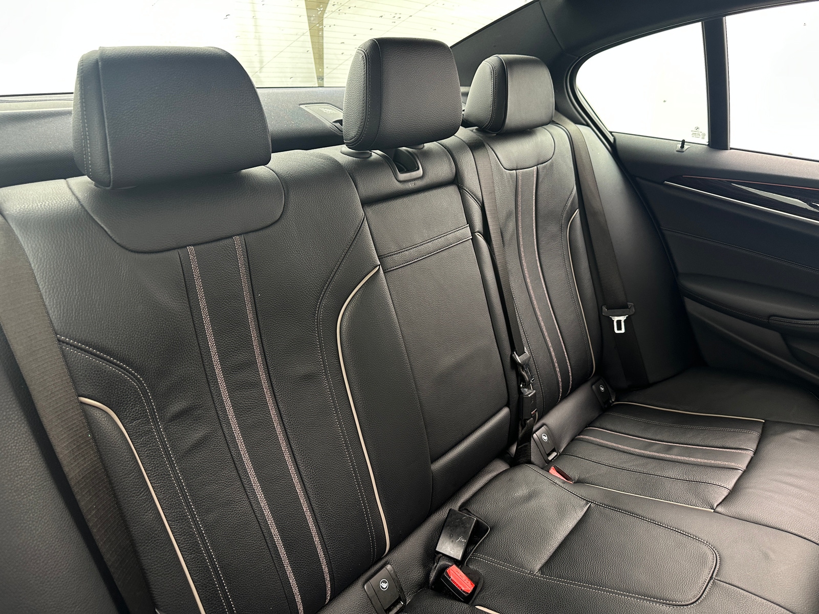 Thumbnail: 2018 BMW 5 Series - 5