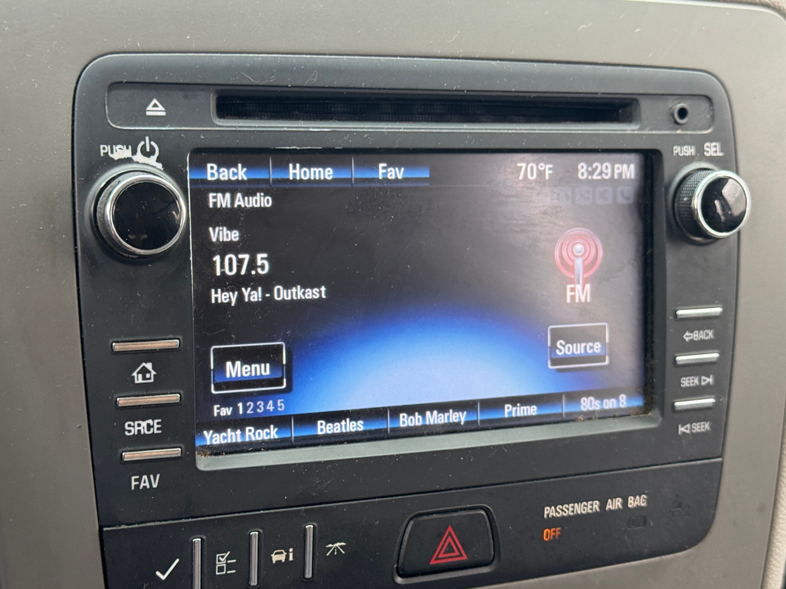 Thumbnail: 2015 Chevrolet Traverse - 4