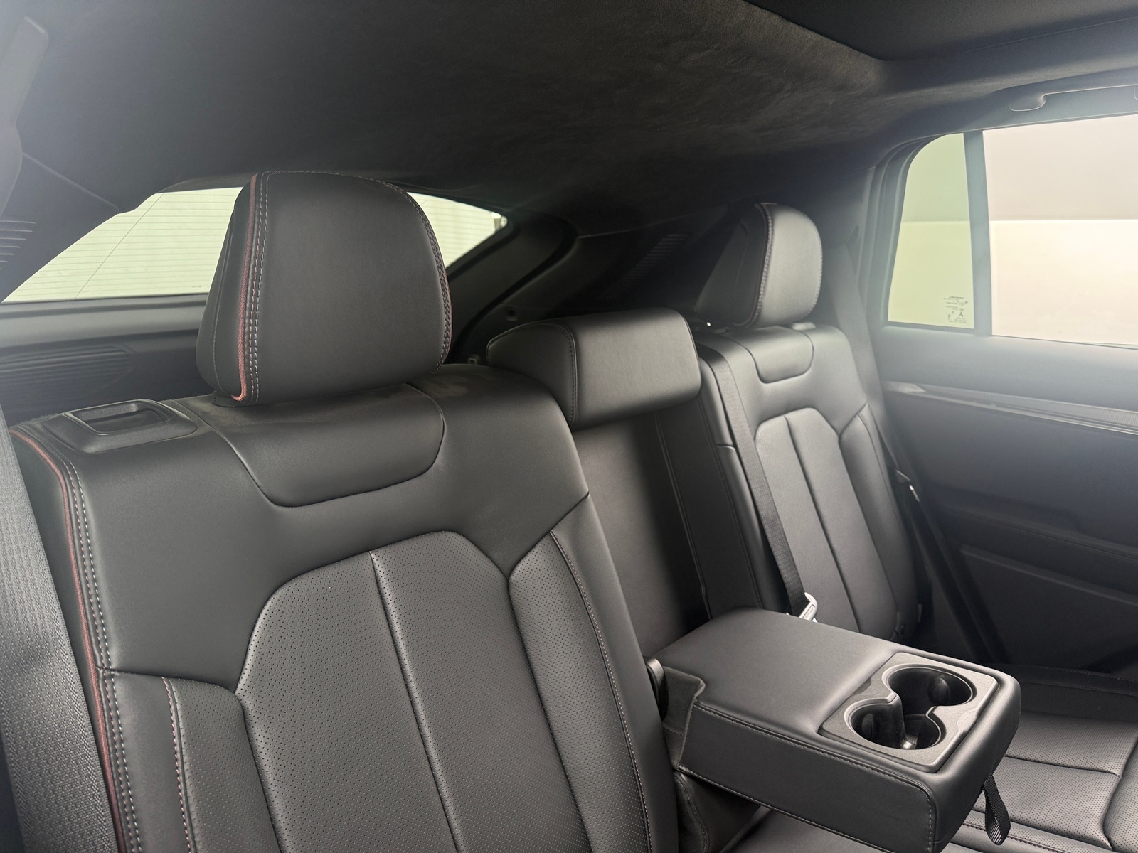 Thumbnail: 2024 Jeep Wagoneer S - 5