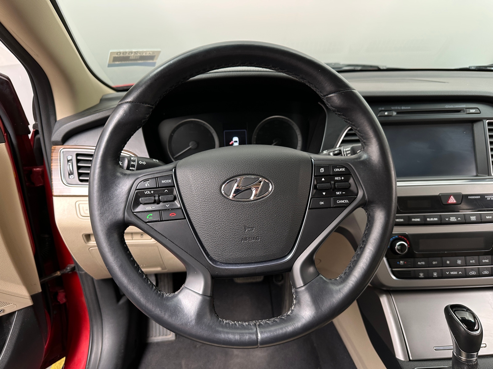 Thumbnail: 2017 Hyundai Sonata - 4