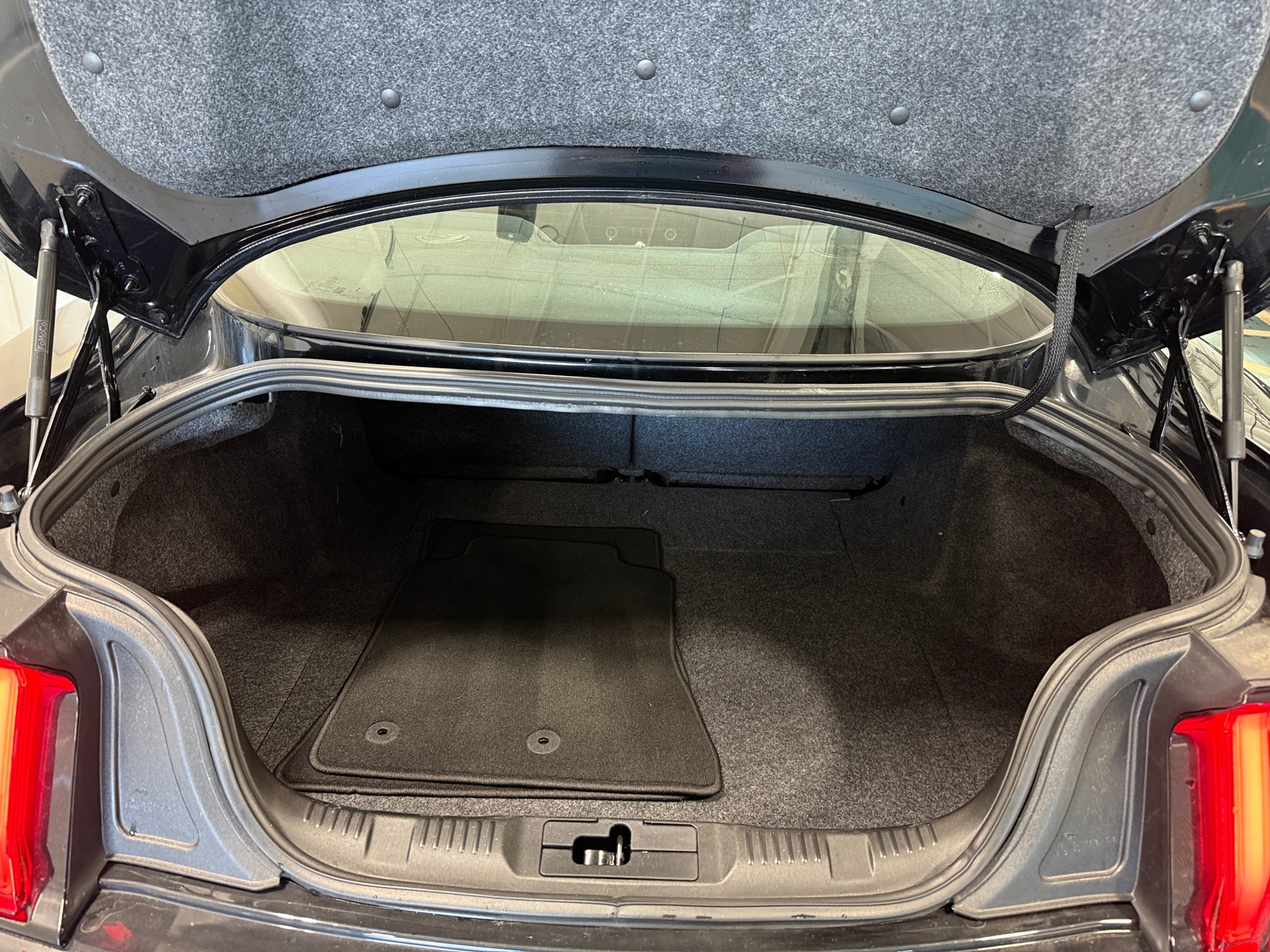 Thumbnail: 2020 Ford Mustang - 5