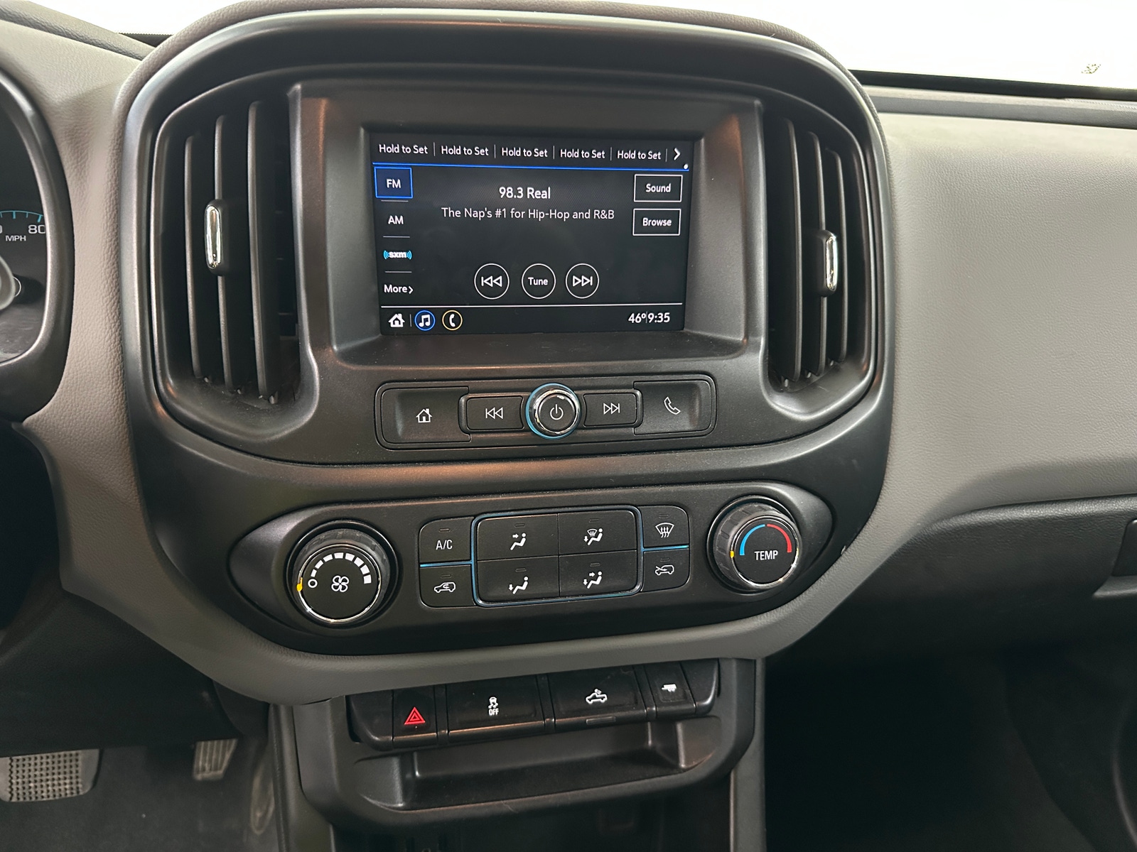 Thumbnail: 2021 Chevrolet Colorado - 4