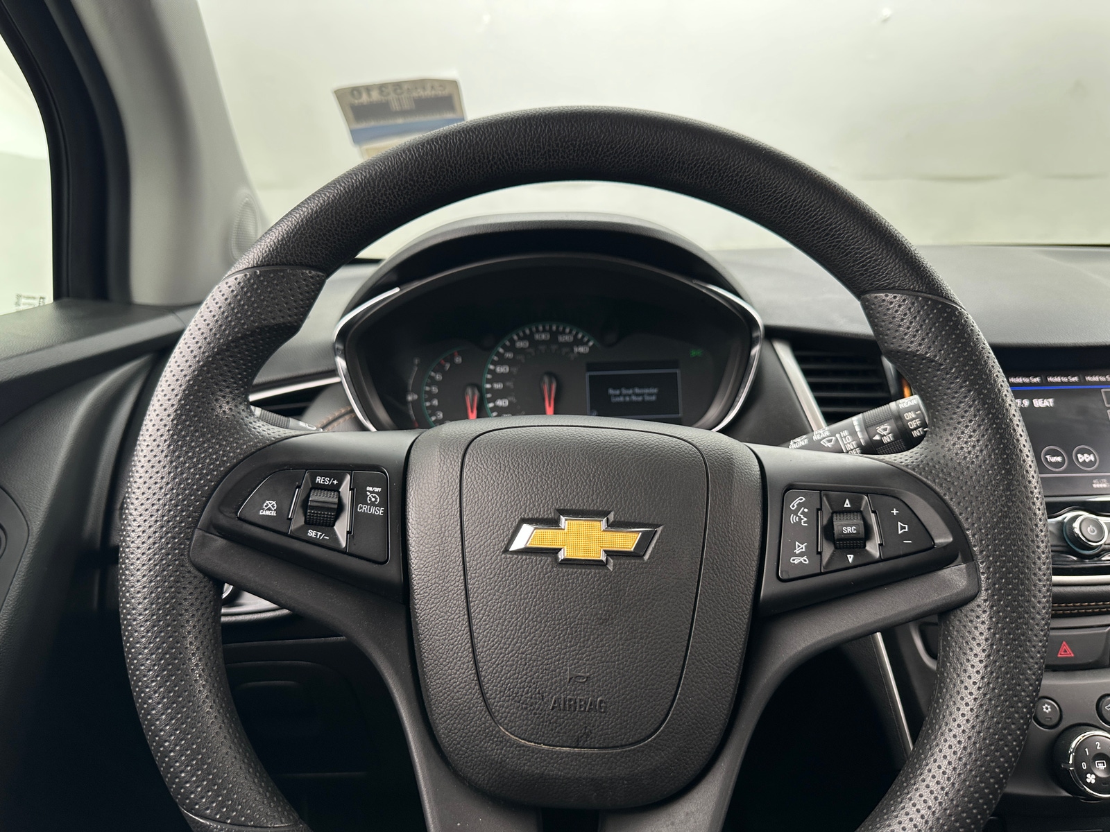 Thumbnail: 2022 Chevrolet Trax - 5