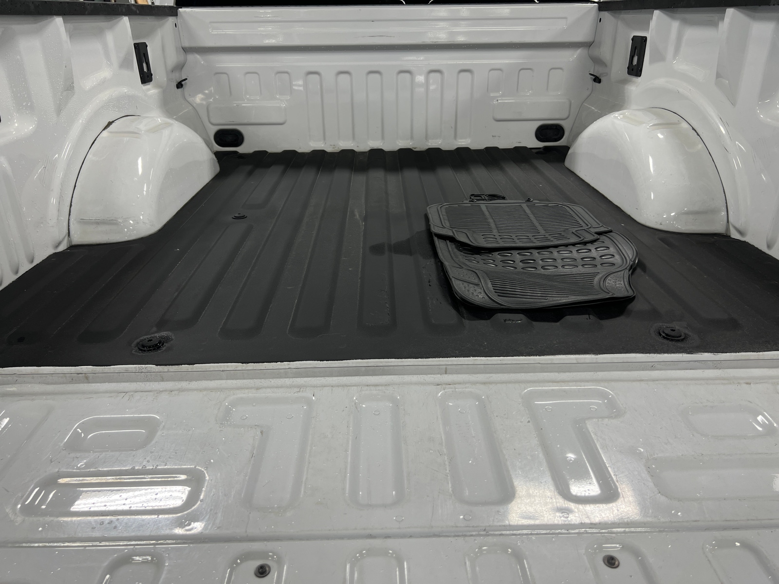 Thumbnail: 2021 Ford Econoline - 7