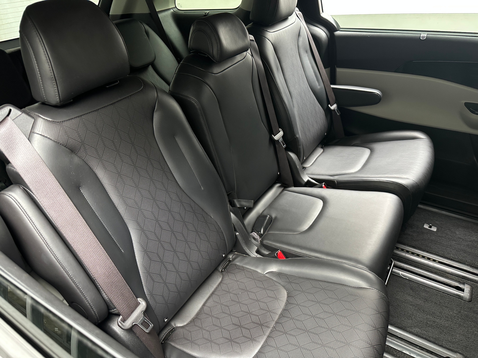 Thumbnail: 2024 Kia Carnival - 5