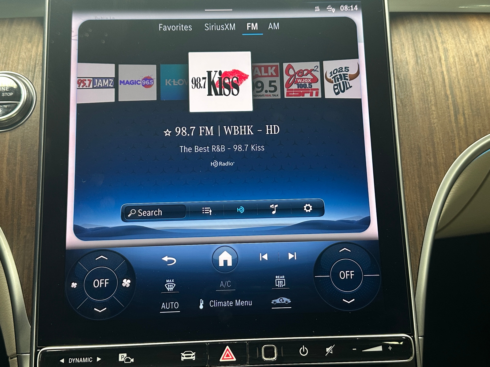 Thumbnail: 2023 Mercedes-Benz C-Class - 3