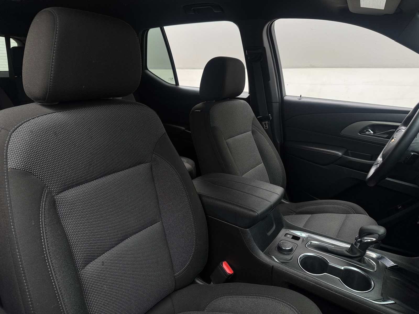 Thumbnail: 2023 Chevrolet Traverse - 2