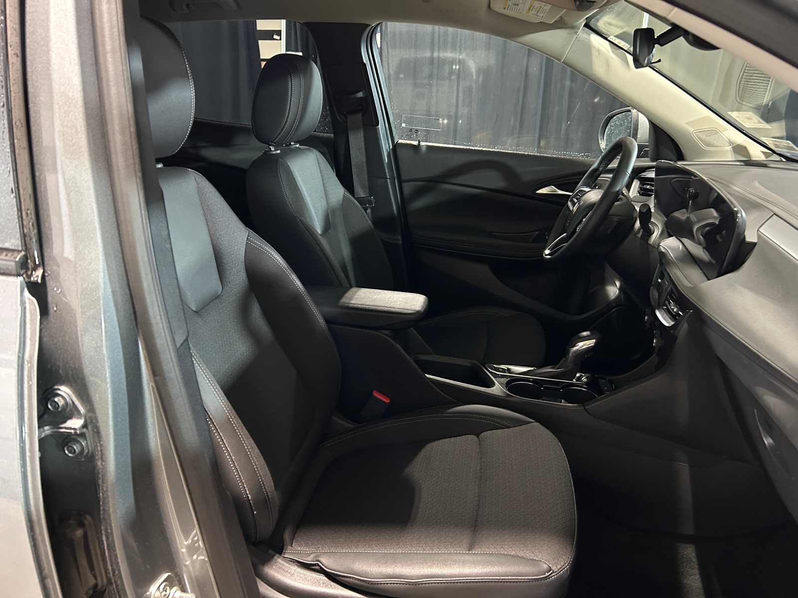 Thumbnail: 2025 Buick Encore GX - 2