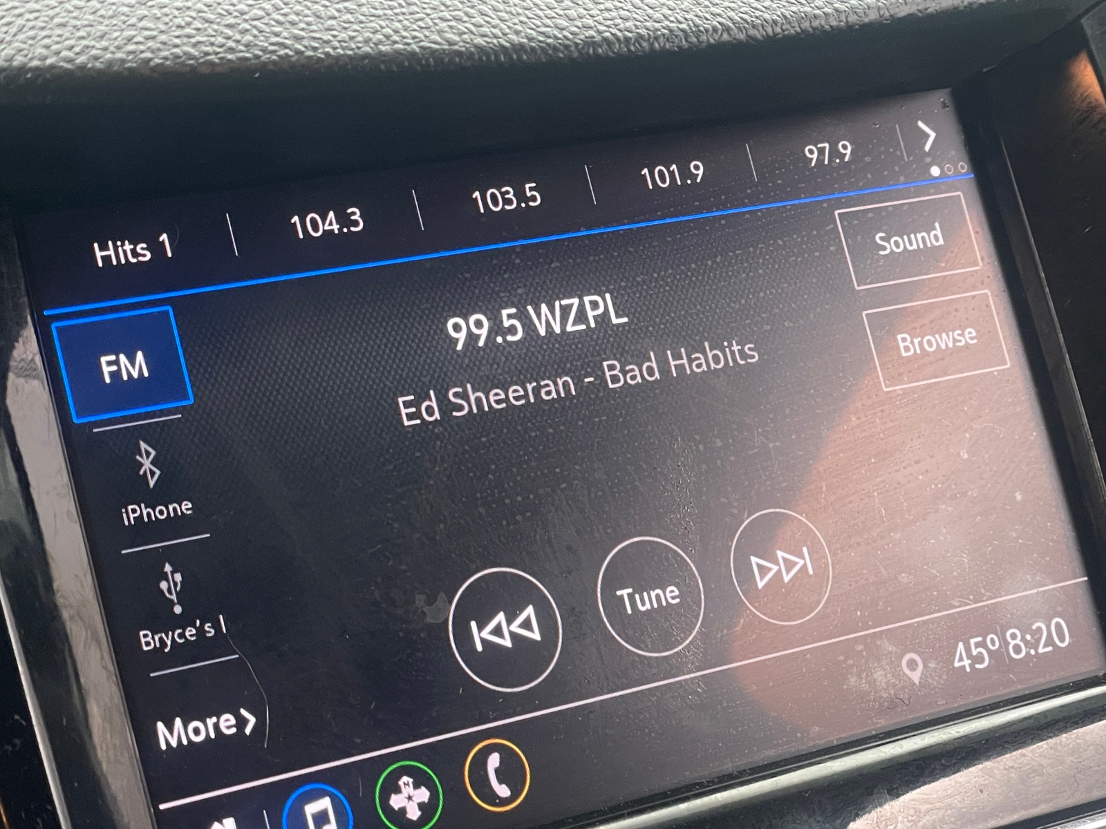 Thumbnail: 2021 Chevrolet Trax - 4