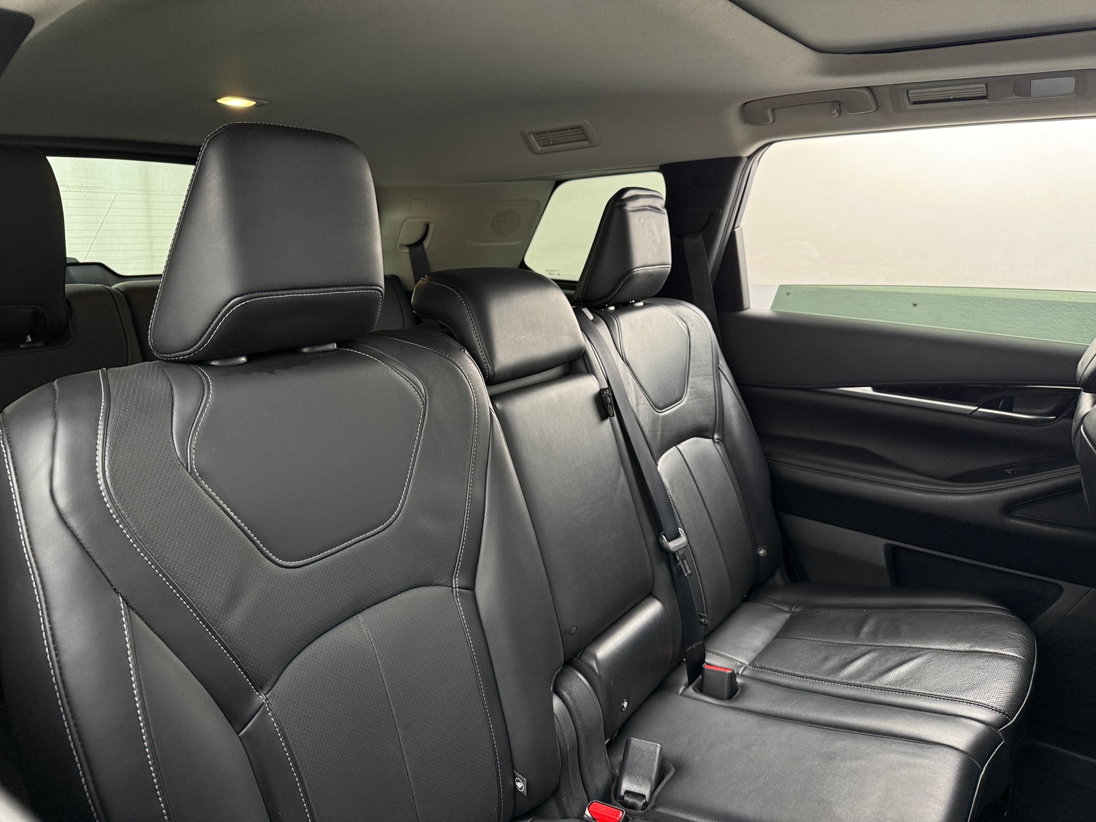 Thumbnail: 2023 INFINITI QX60 - 5